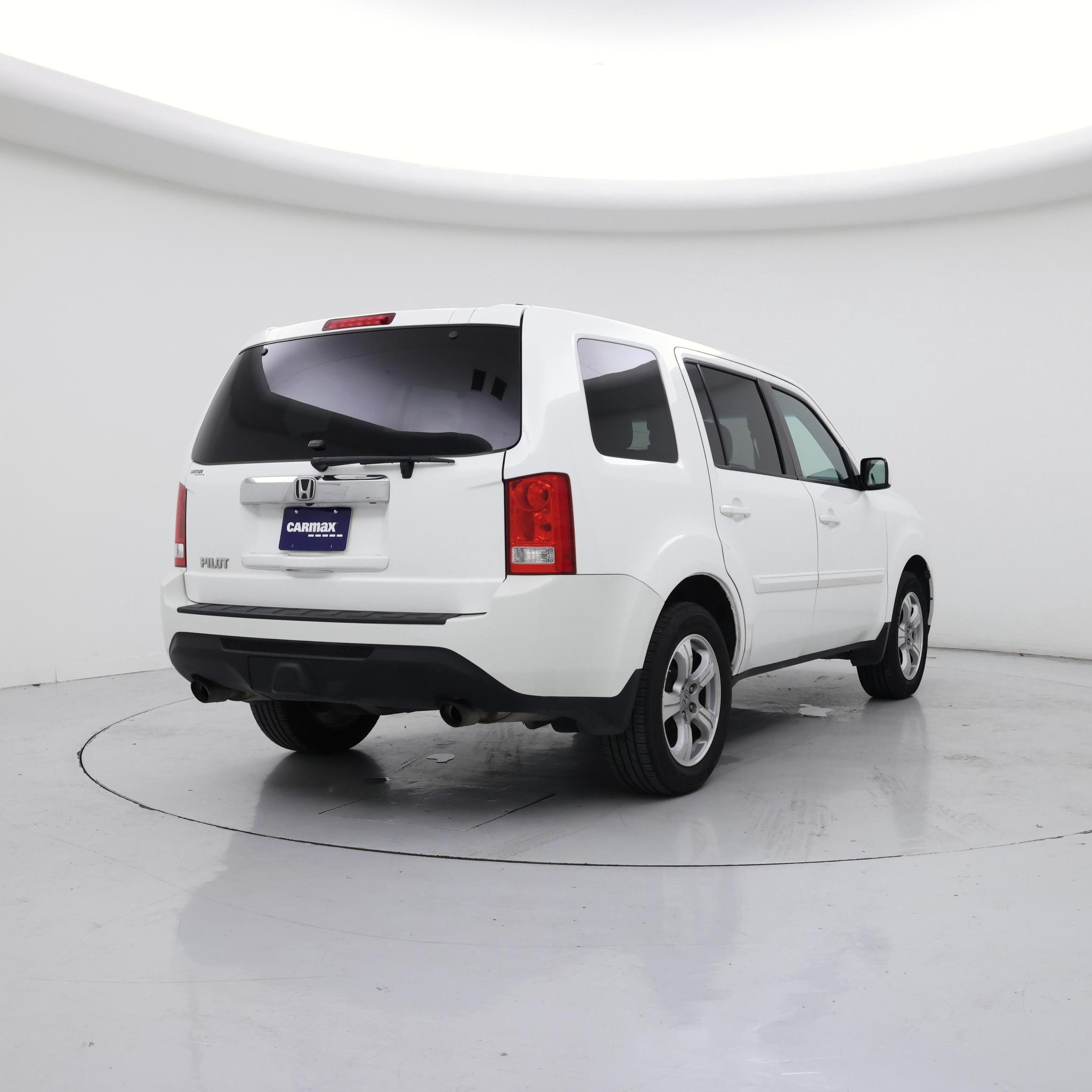 Thumbnail: 2015 Honda Pilot - 8