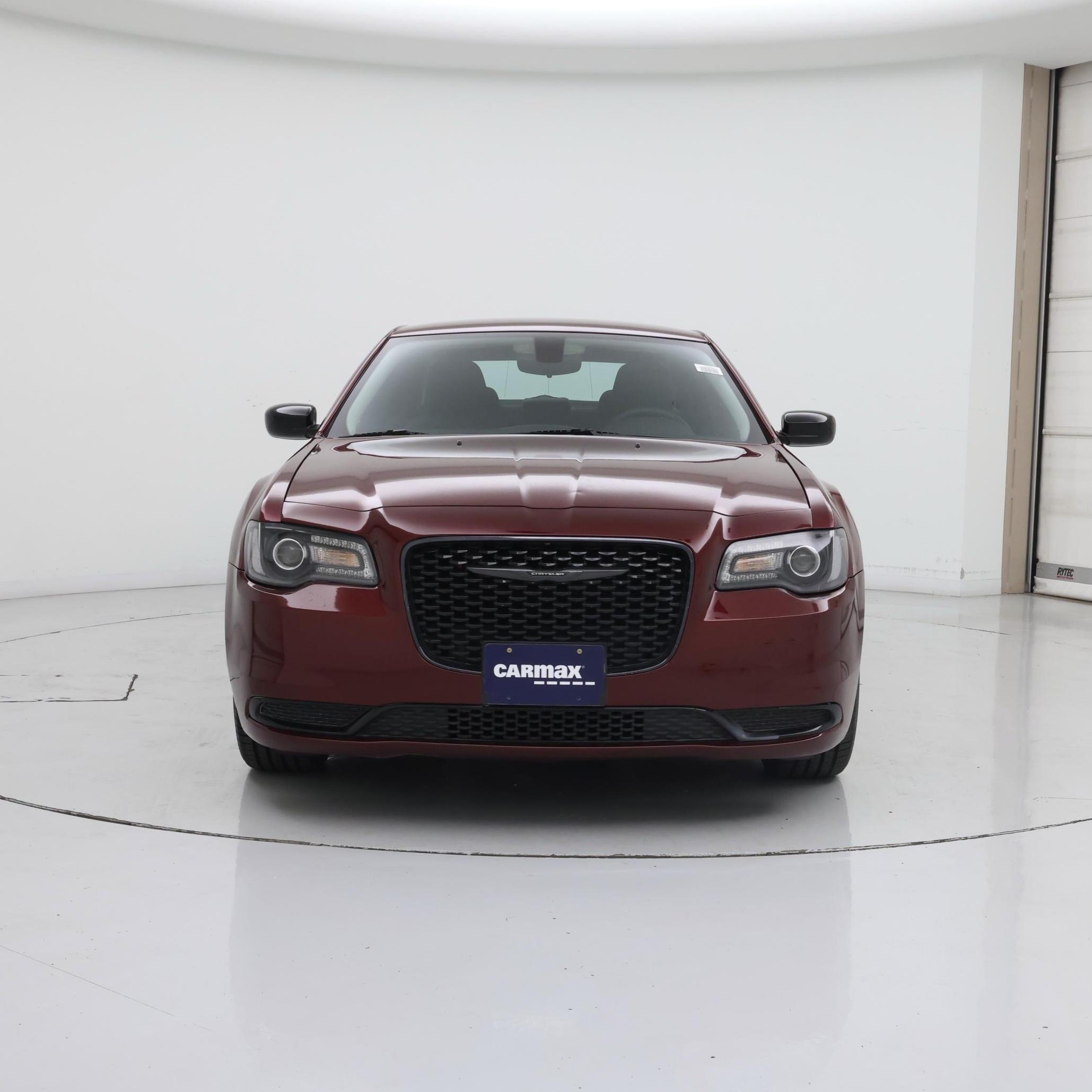 Thumbnail: 2023 Chrysler 300 - 5