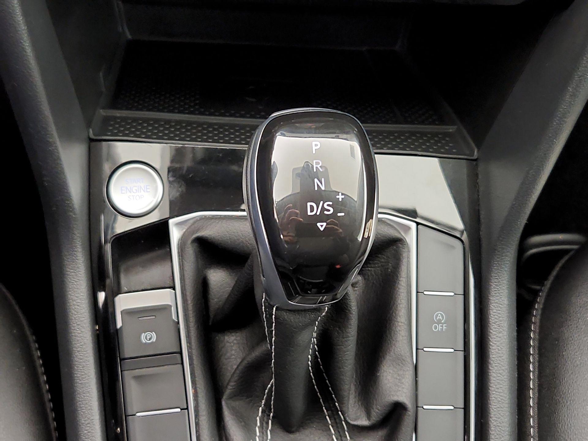 Thumbnail: 2024 Volkswagen Taos - 17