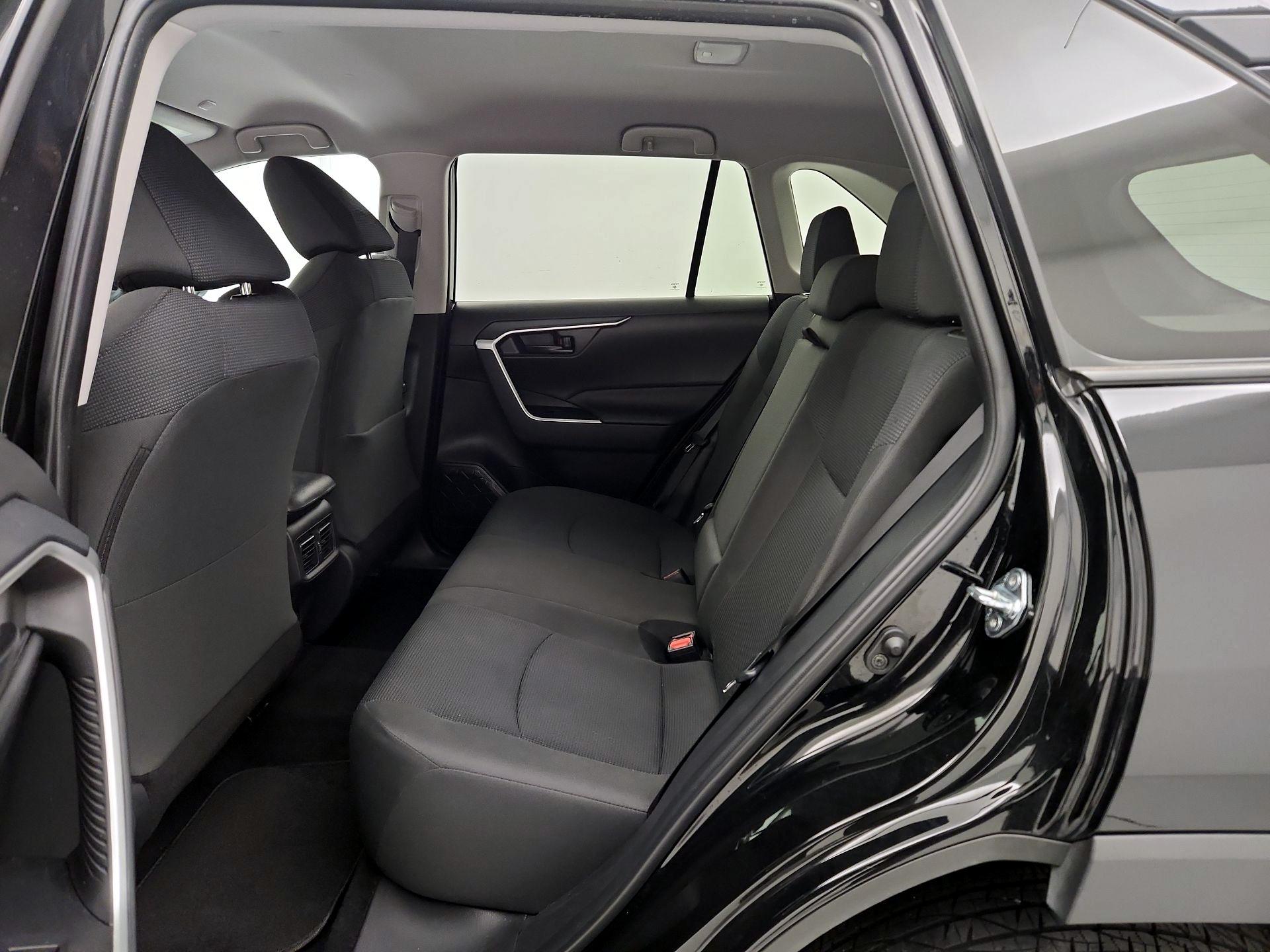 Thumbnail: 2025 Toyota RAV4 - 19