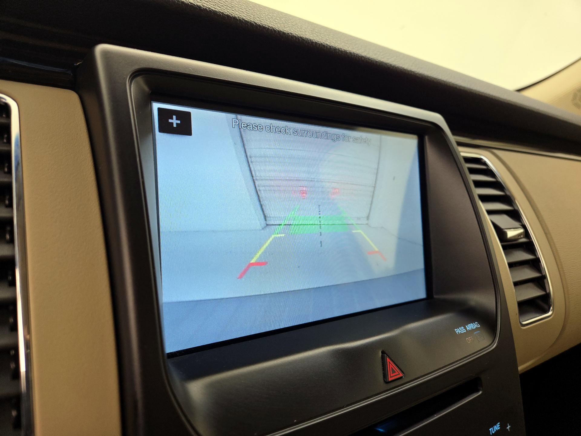 Thumbnail: 2018 Ford Flex - 15