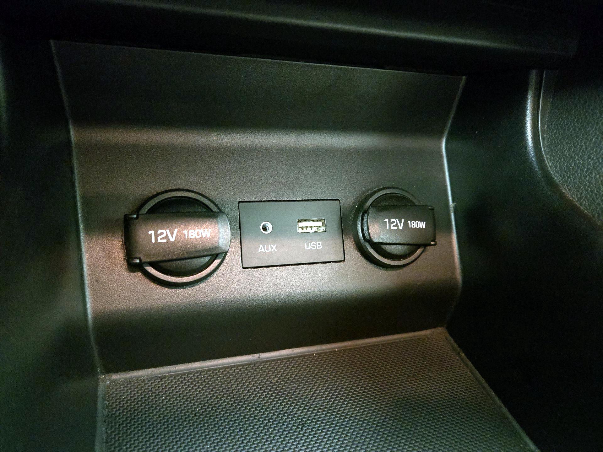 Thumbnail: 2019 Hyundai Elantra - 18