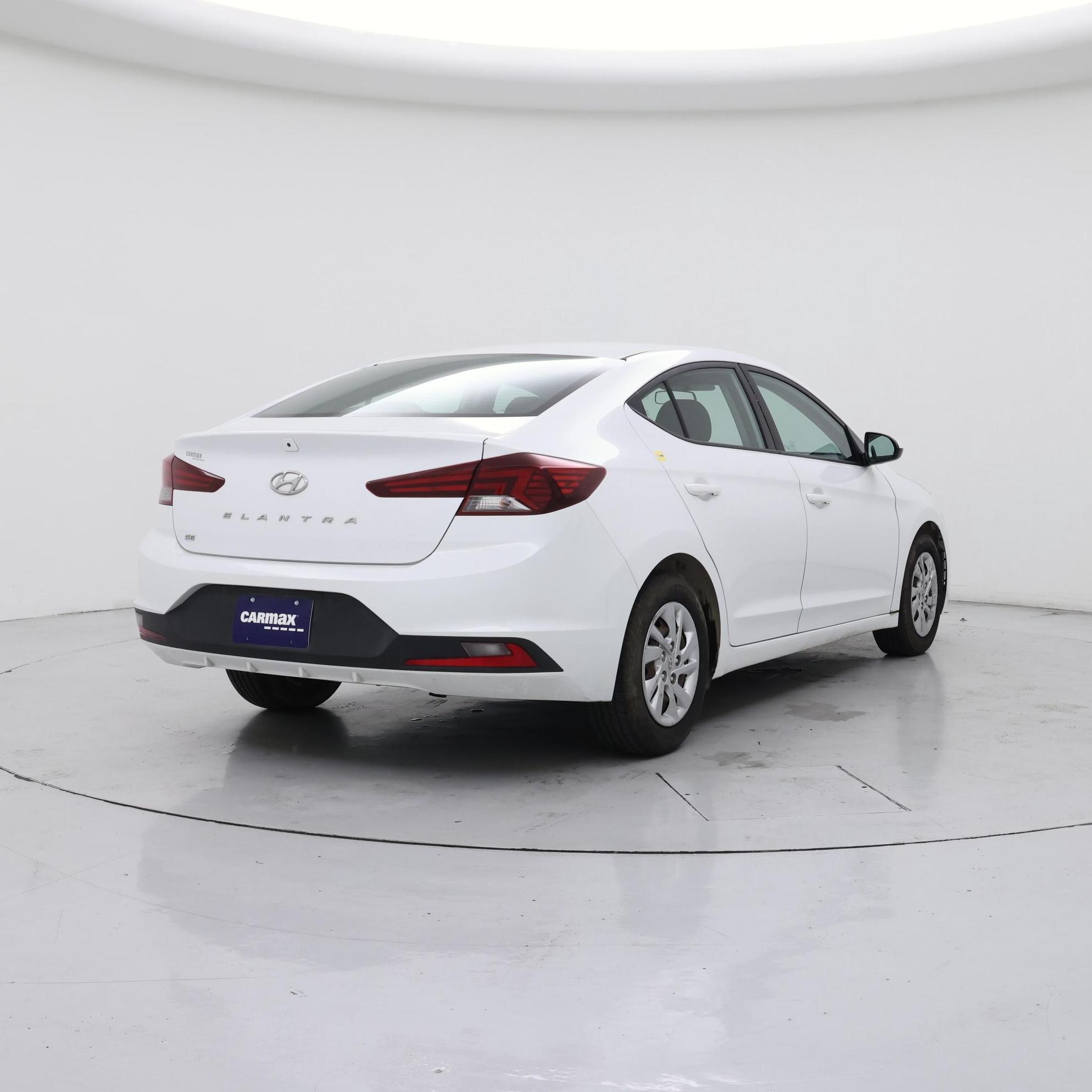 Thumbnail: 2019 Hyundai Elantra - 8