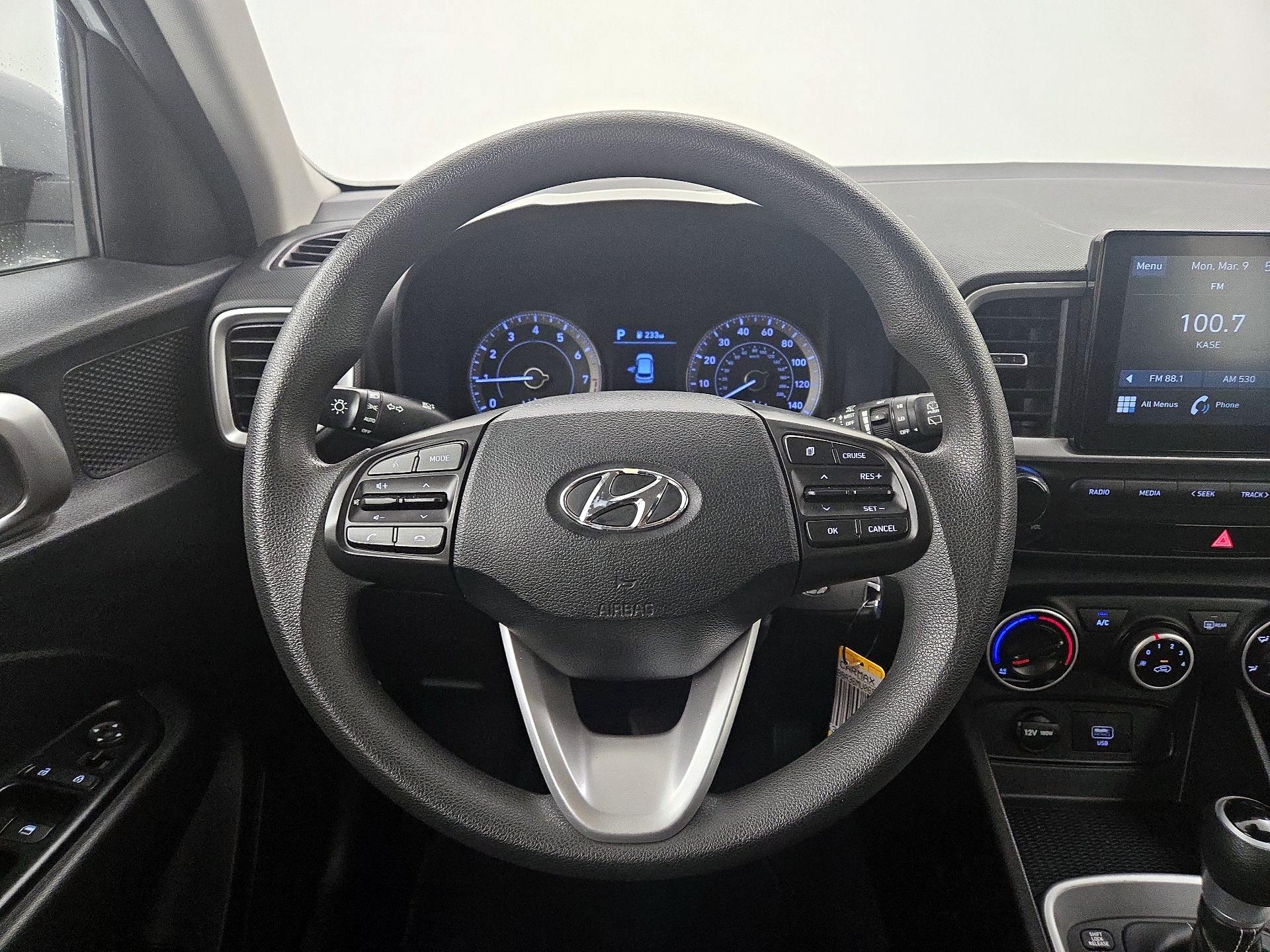 Thumbnail: 2021 Hyundai Venue - 10