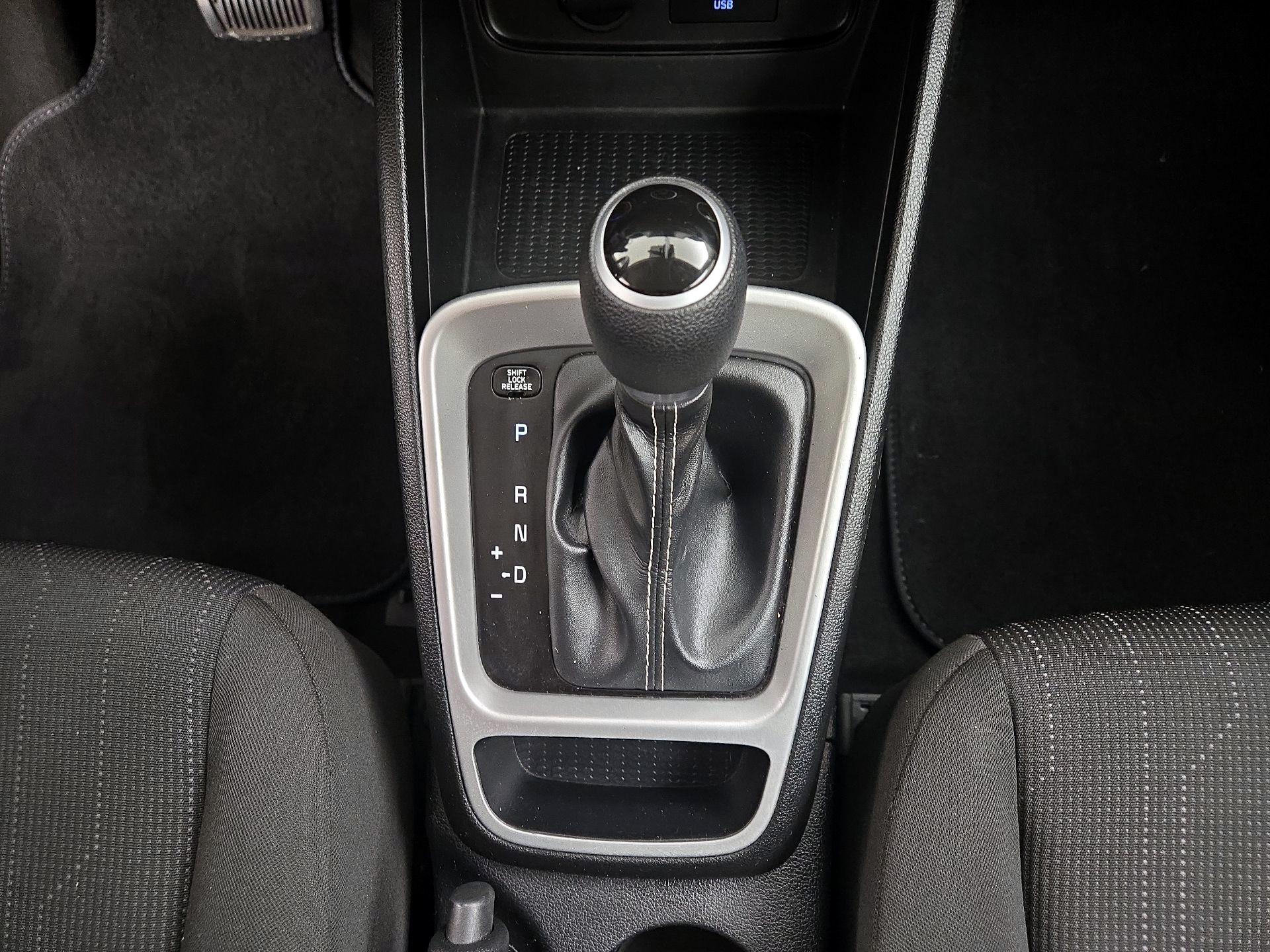 Thumbnail: 2021 Hyundai Venue - 17