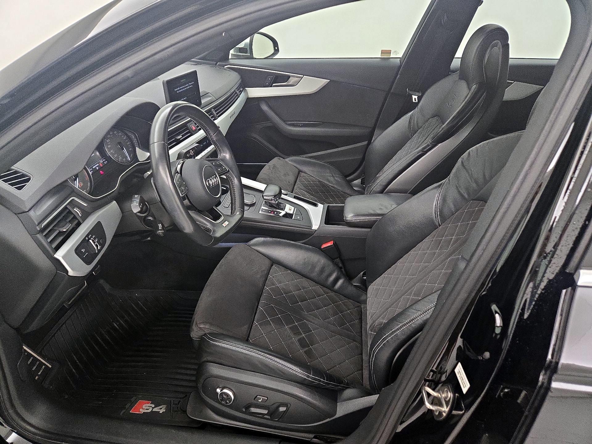 Thumbnail: 2018 Audi S4 - 11