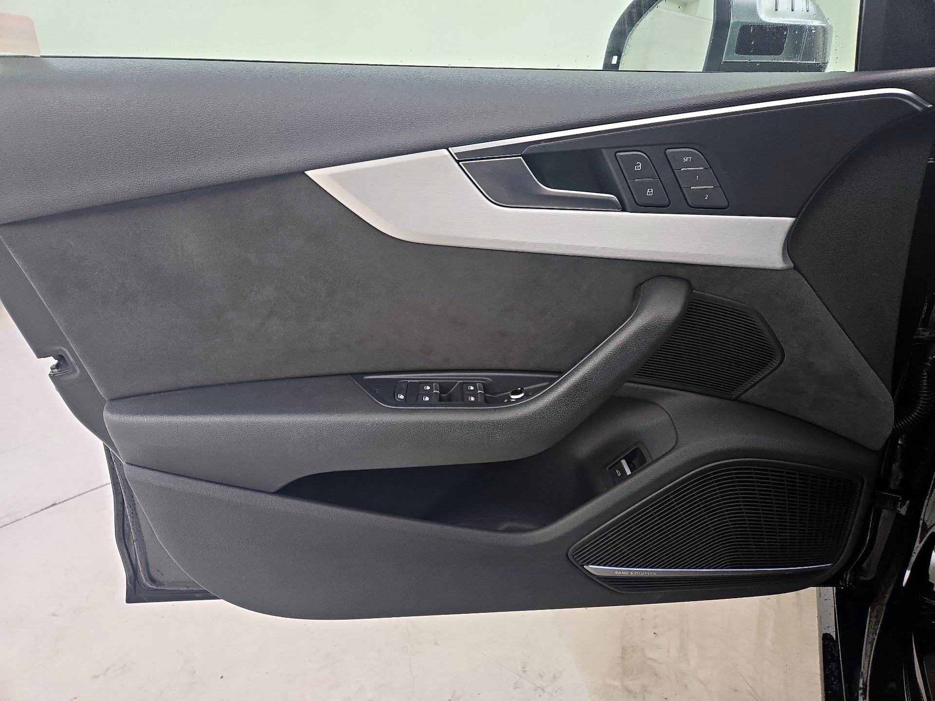 Thumbnail: 2018 Audi S4 - 12