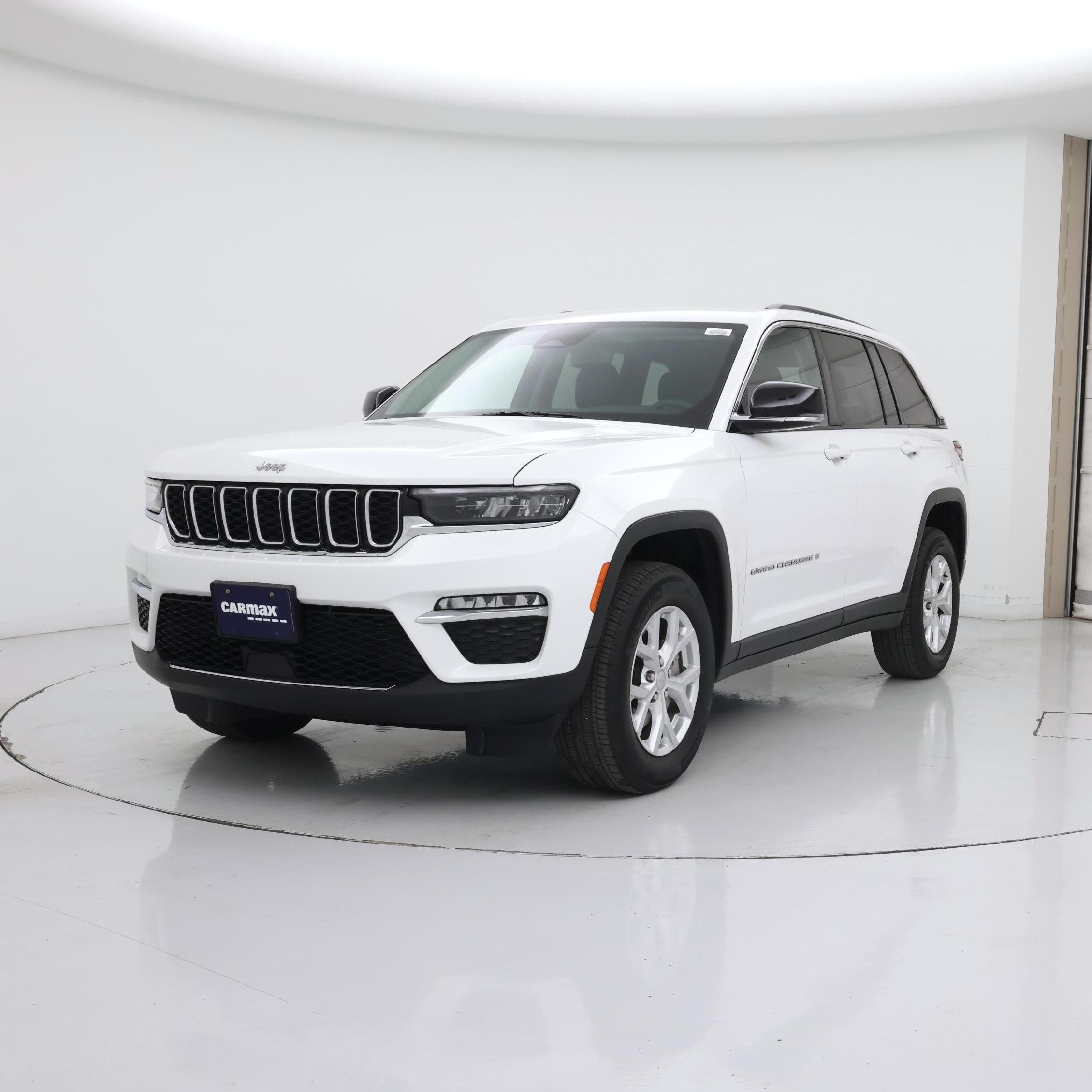 Thumbnail: 2023 Jeep Grand Cherokee - 4