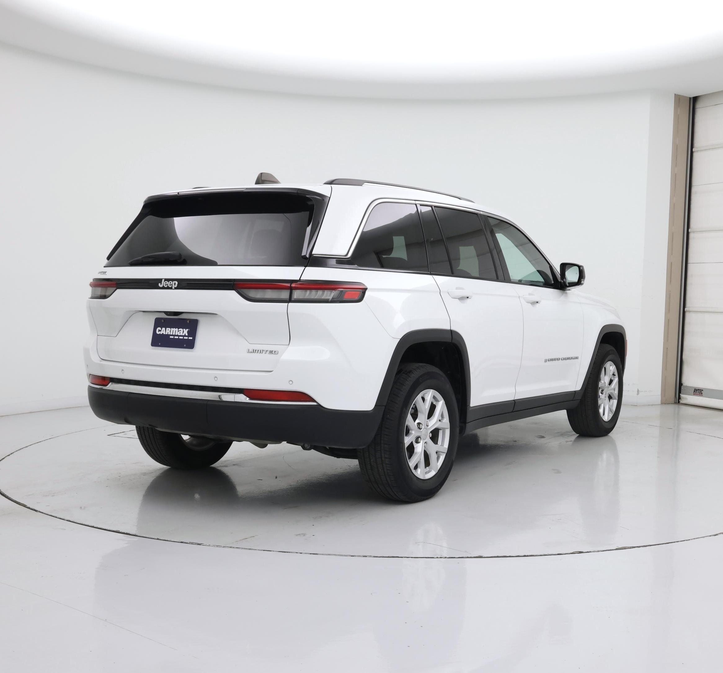 Thumbnail: 2023 Jeep Grand Cherokee - 8