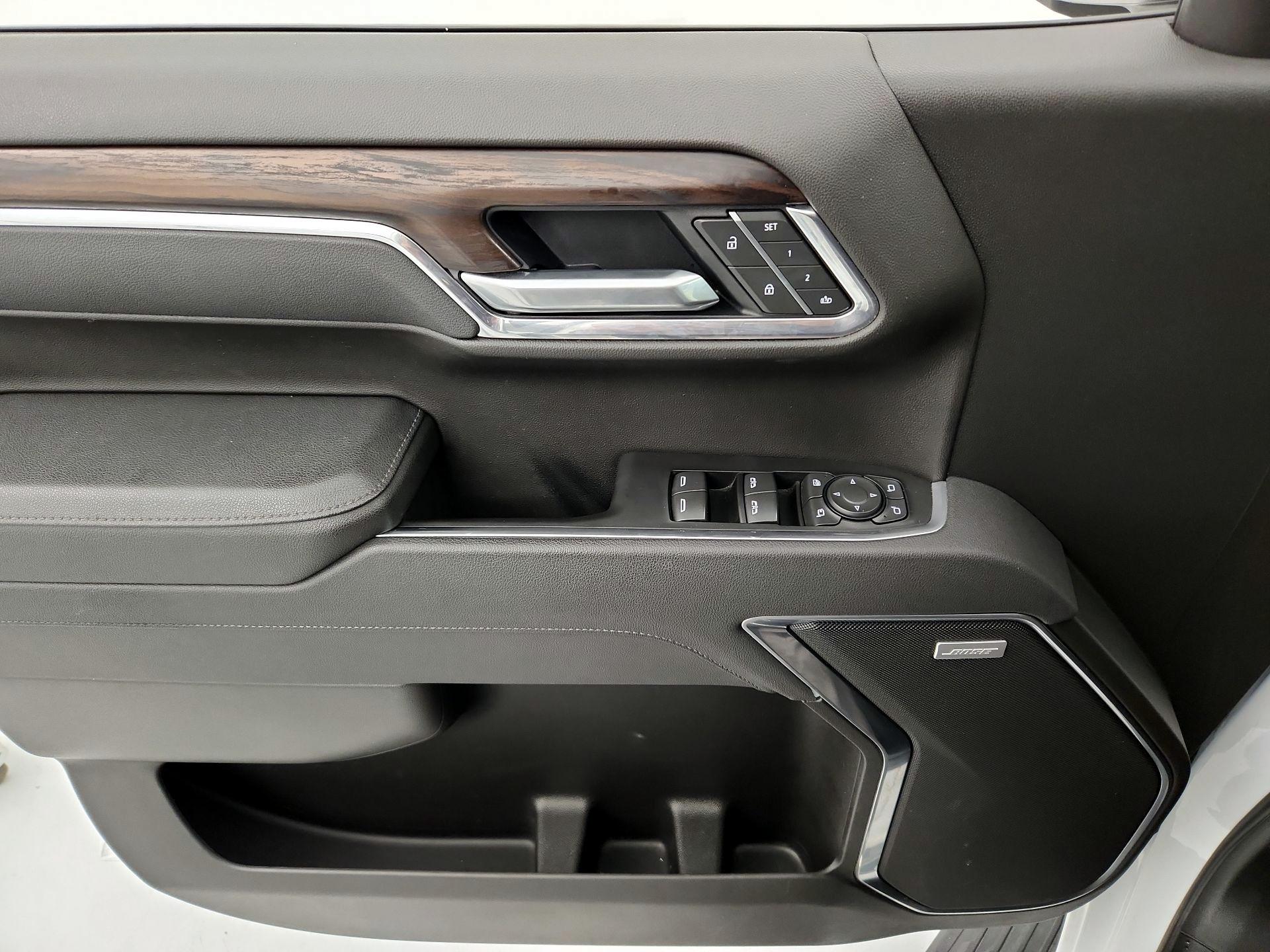 Thumbnail: 2025 GMC Sierra 1500 - 12