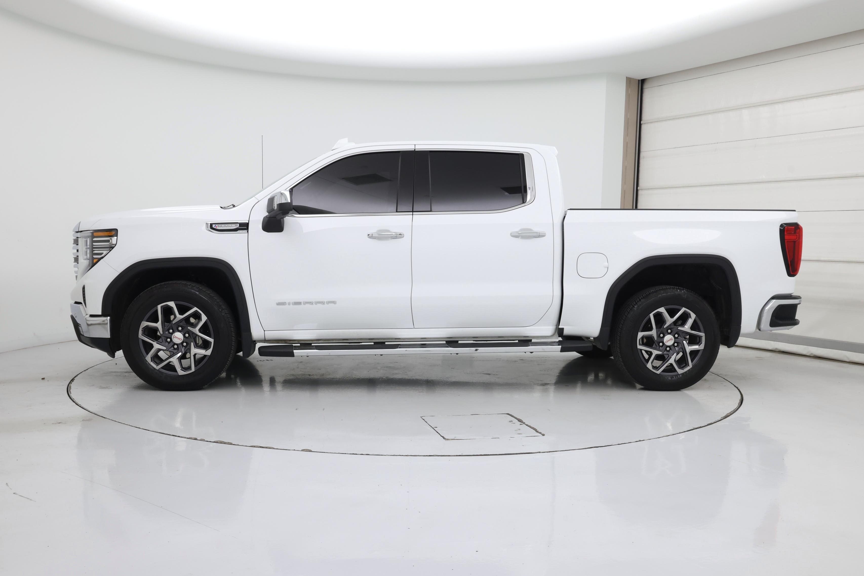 Thumbnail: 2025 GMC Sierra 1500 - 3