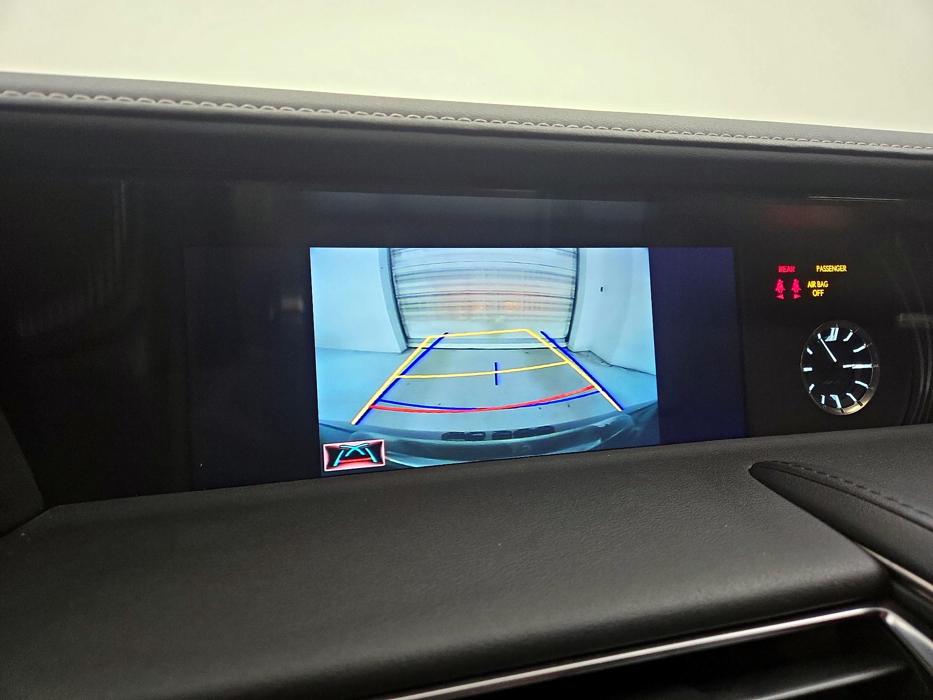 Thumbnail: 2018 Lexus LC - 15