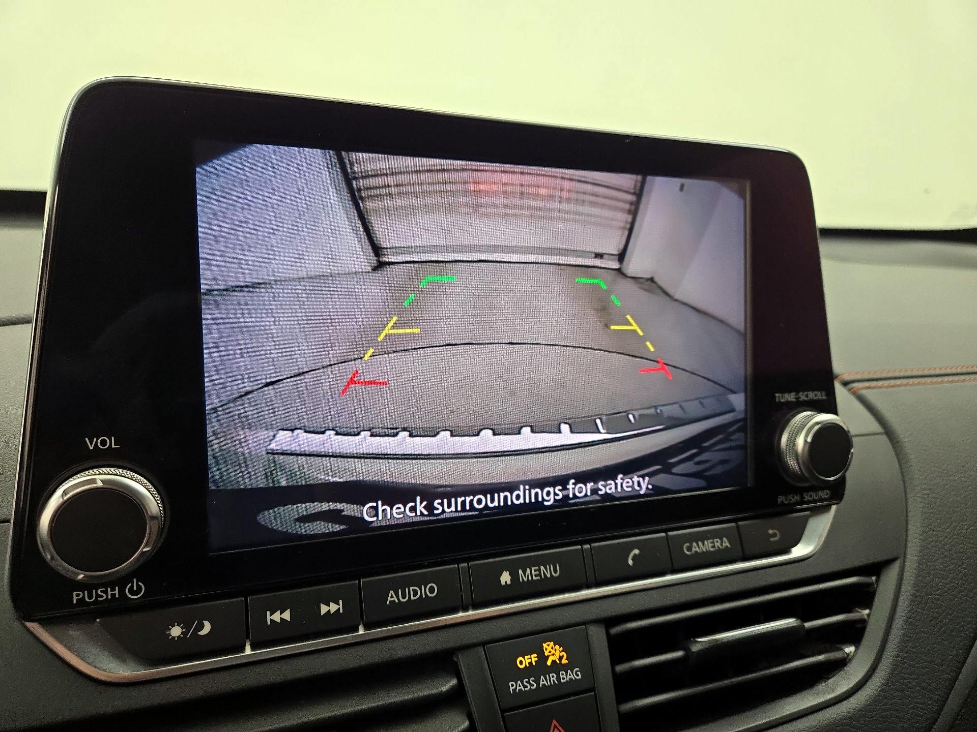 Thumbnail: 2020 Nissan Altima - 14