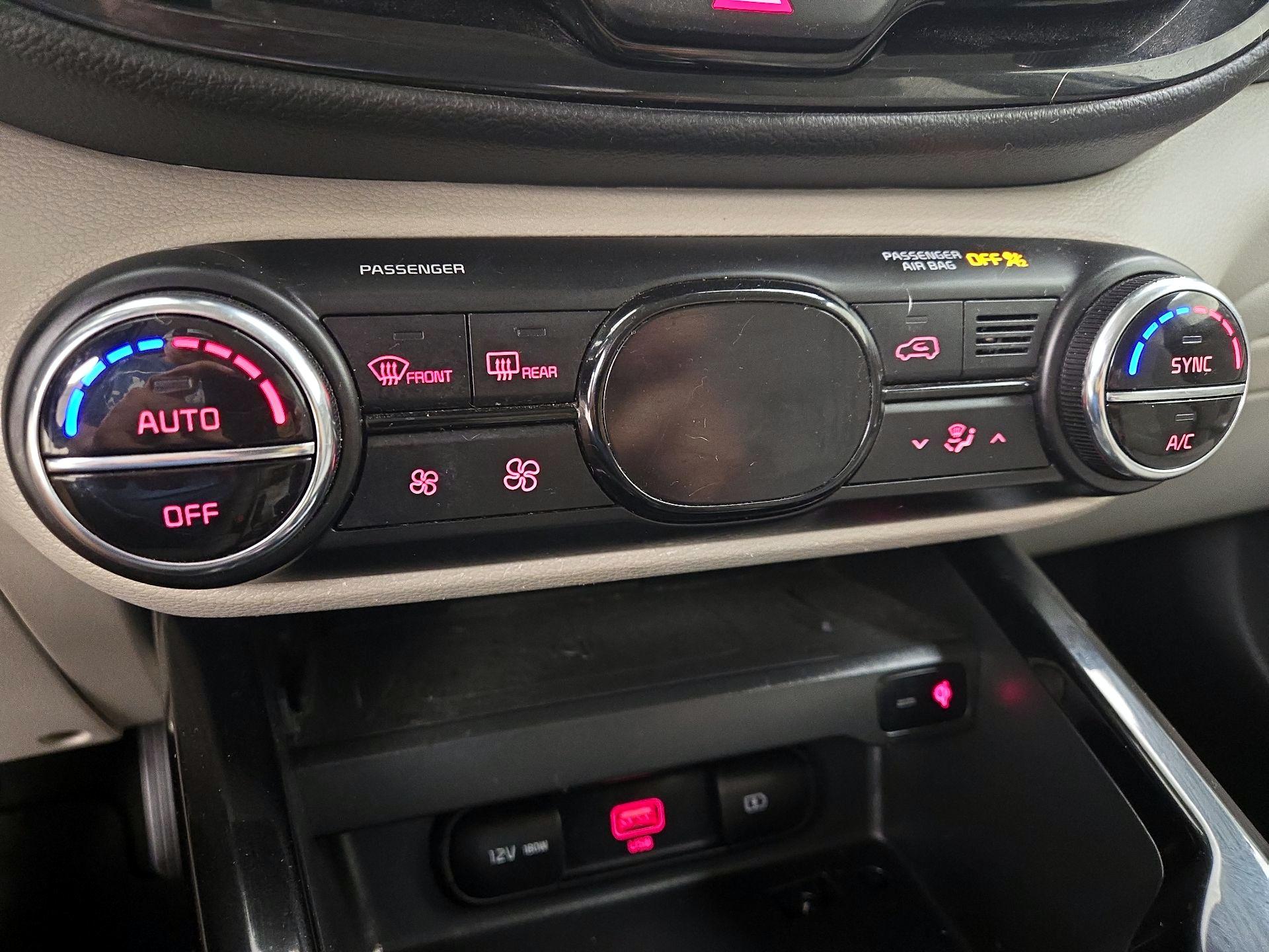 Thumbnail: 2020 Kia Soul - 17