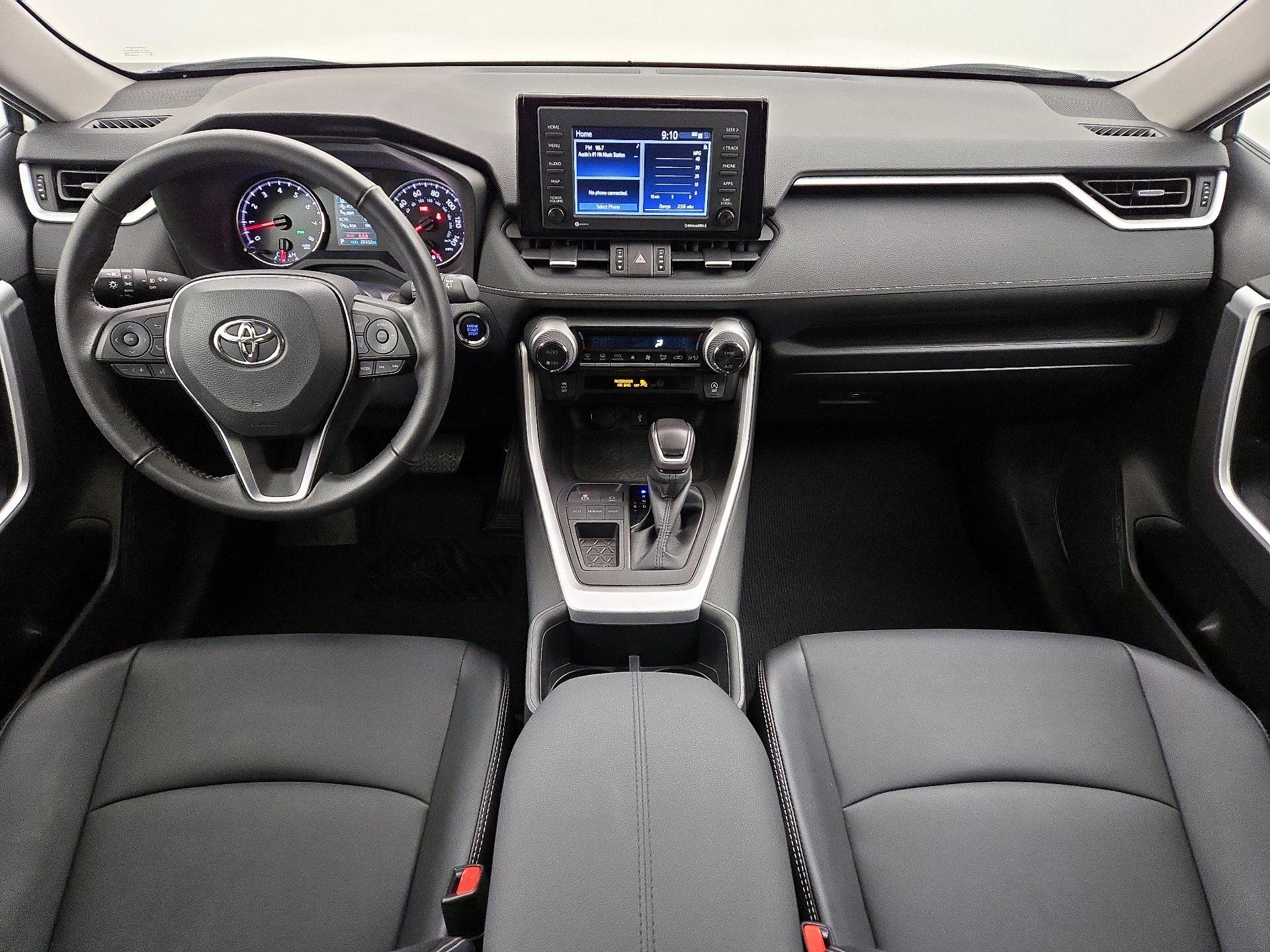 Thumbnail: 2022 Toyota RAV4 - 9