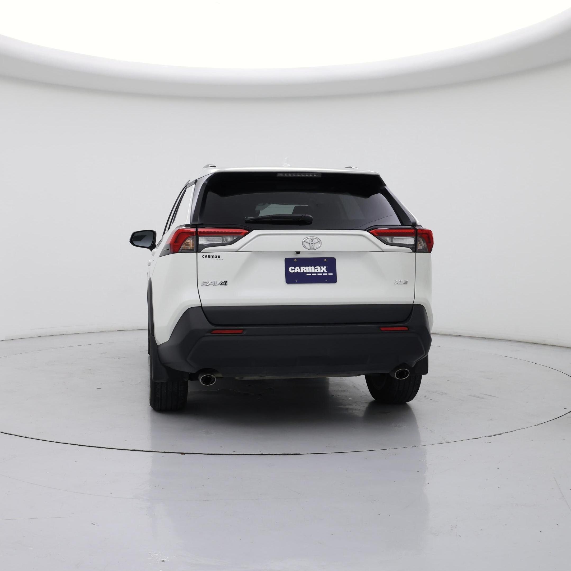 Thumbnail: 2022 Toyota RAV4 - 6