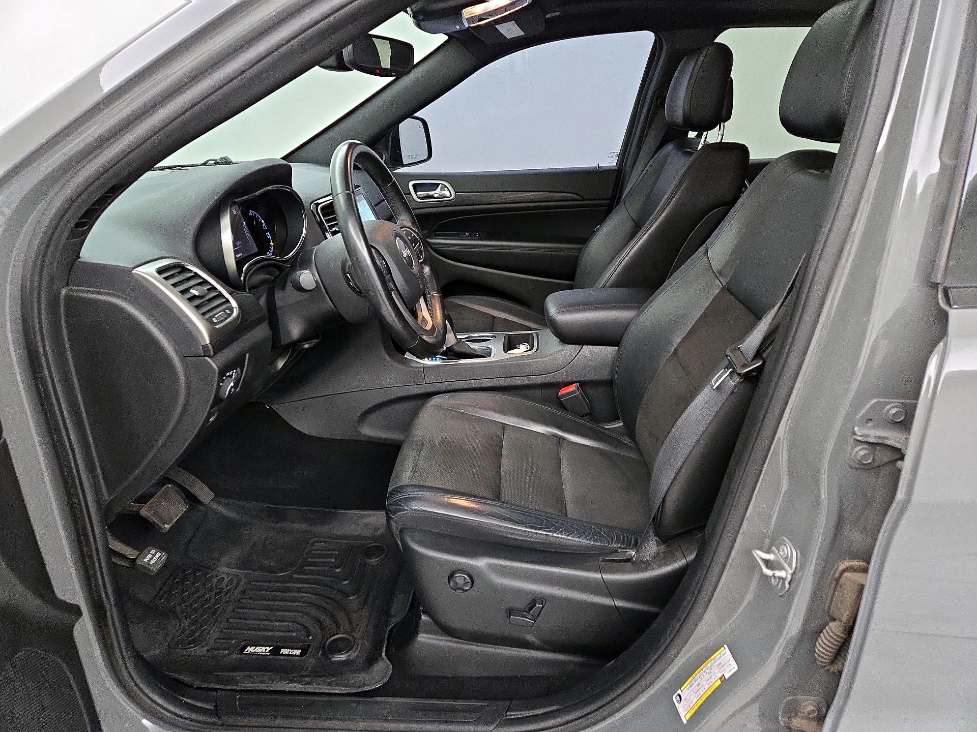 Thumbnail: 2020 Jeep Grand Cherokee - 11