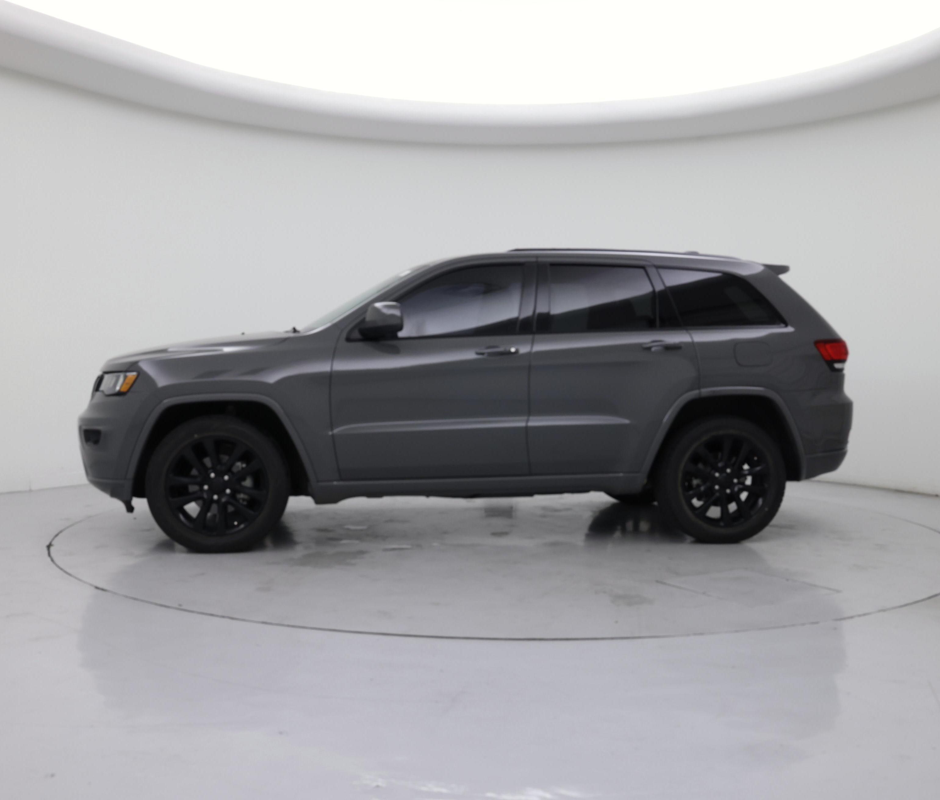 Thumbnail: 2020 Jeep Grand Cherokee - 3