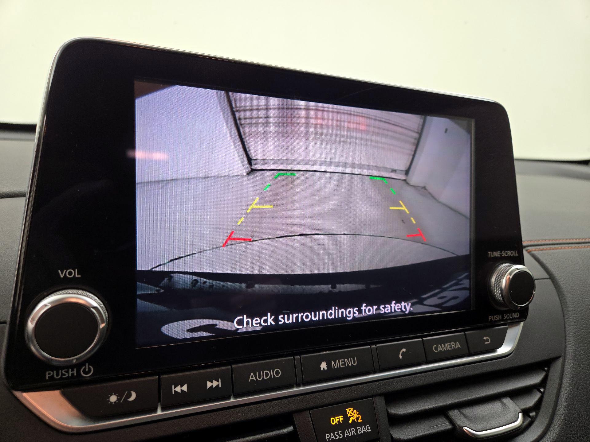 Thumbnail: 2019 Nissan Altima - 14