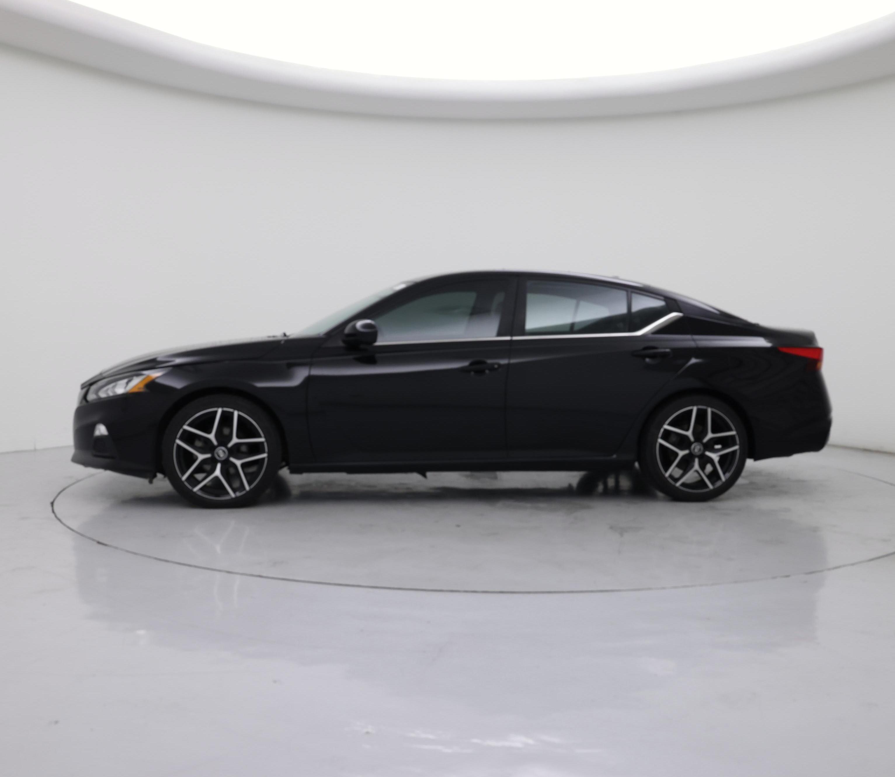 Thumbnail: 2019 Nissan Altima - 3