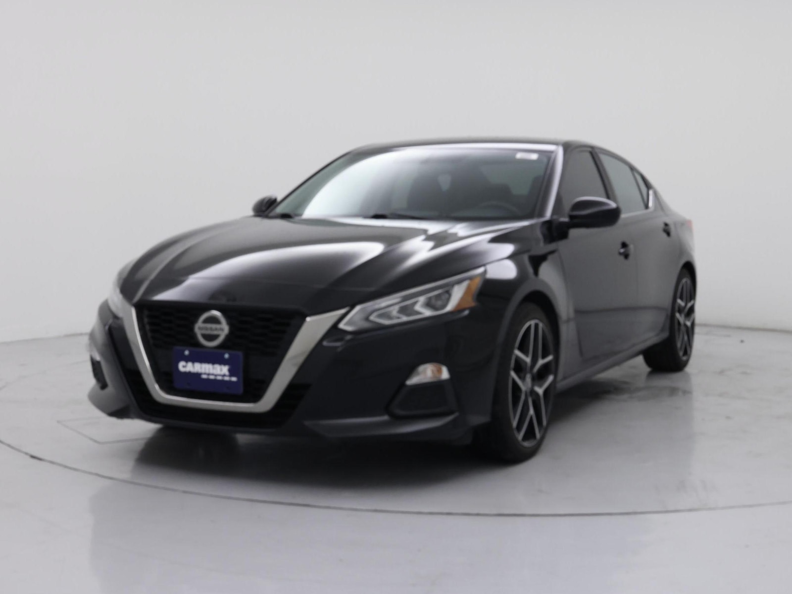 2019 Nissan Altima SR - Photo 5