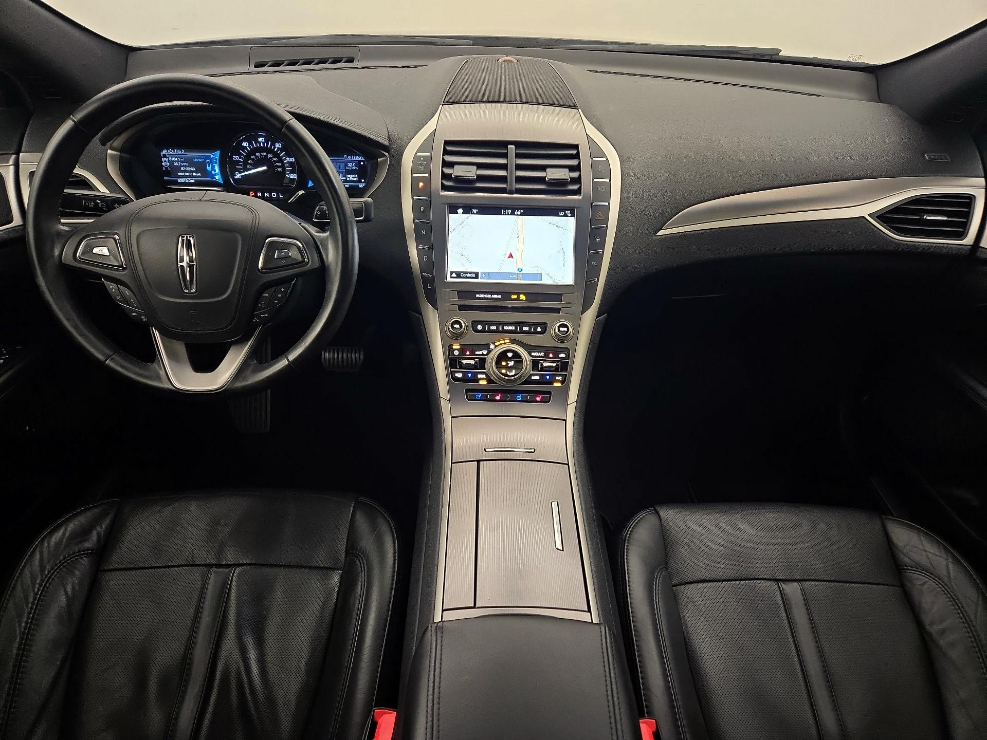 Thumbnail: 2017 Lincoln MKZ - 9