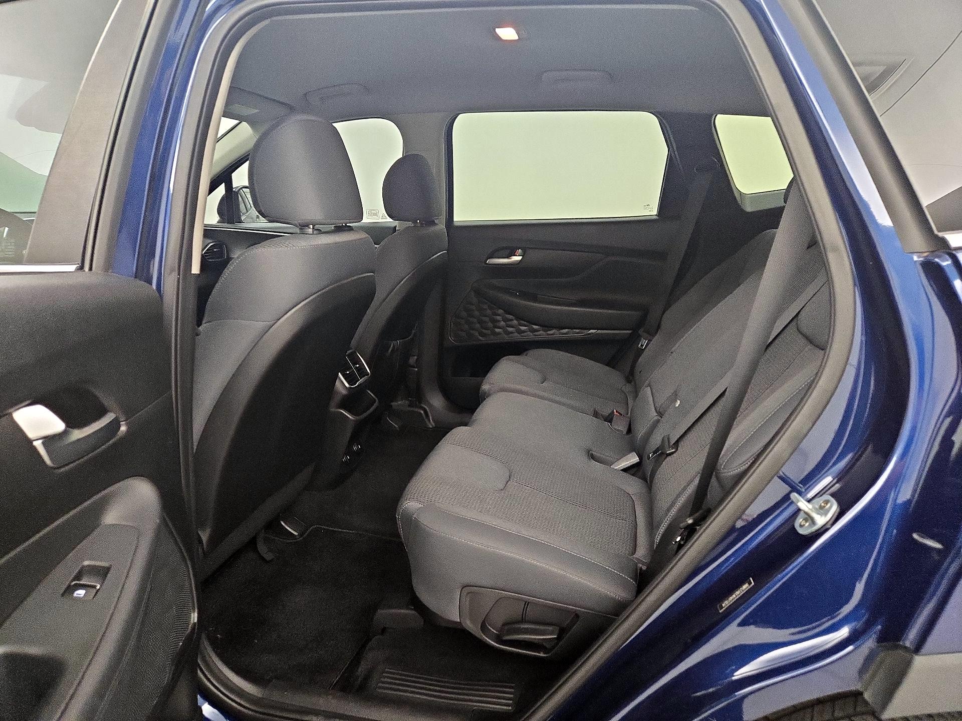 Thumbnail: 2019 Hyundai Santa Fe - 19