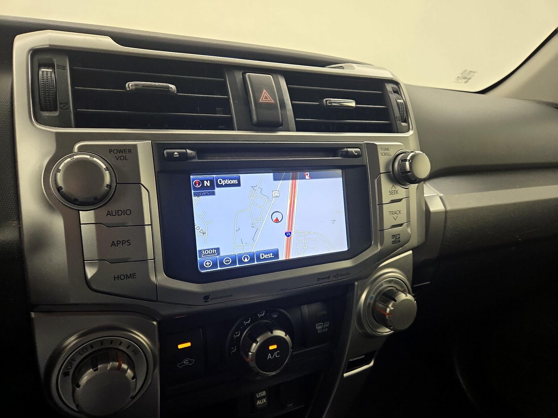 Thumbnail: 2016 Toyota 4Runner - 14