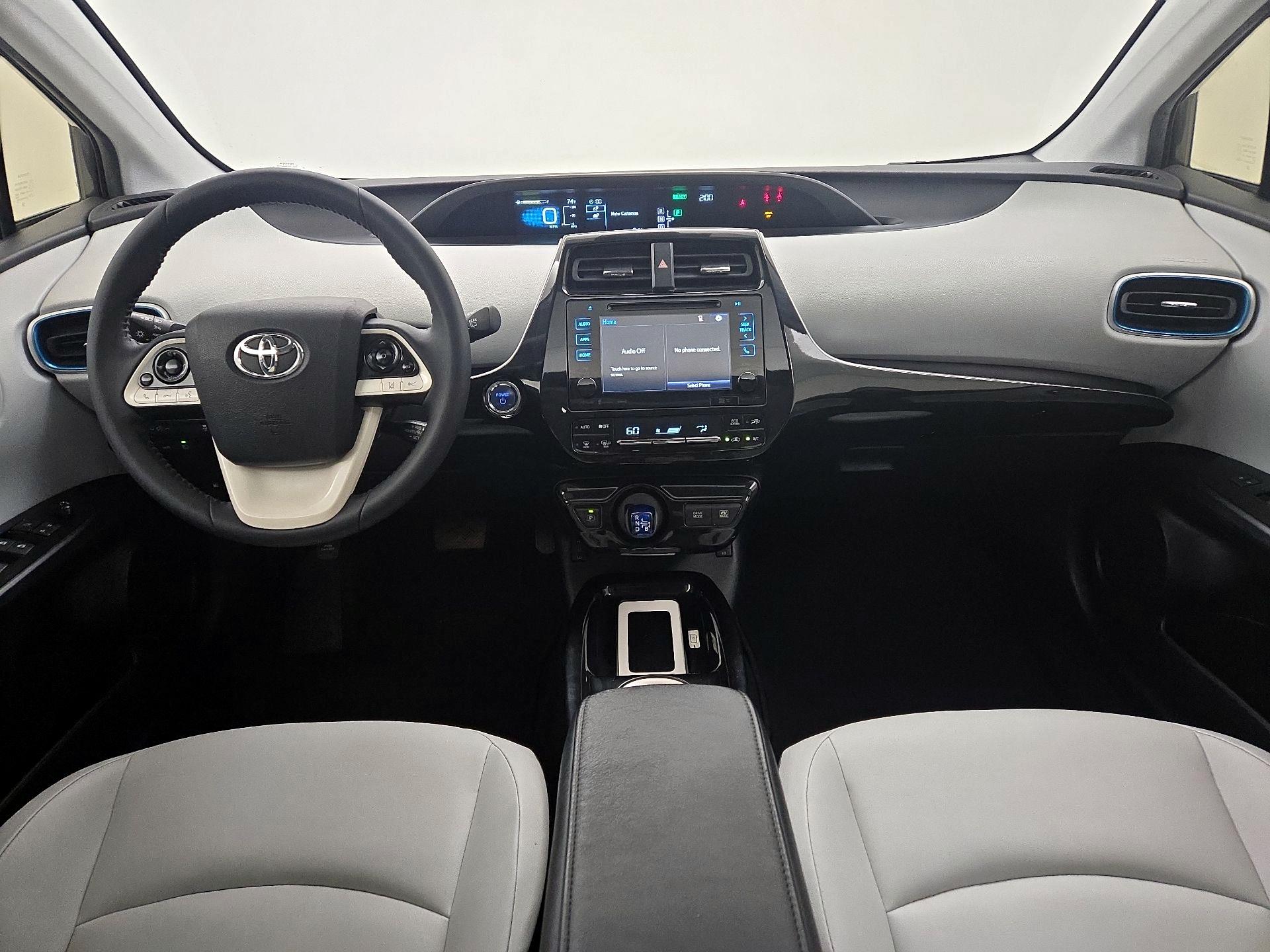 Thumbnail: 2017 Toyota Prius - 9