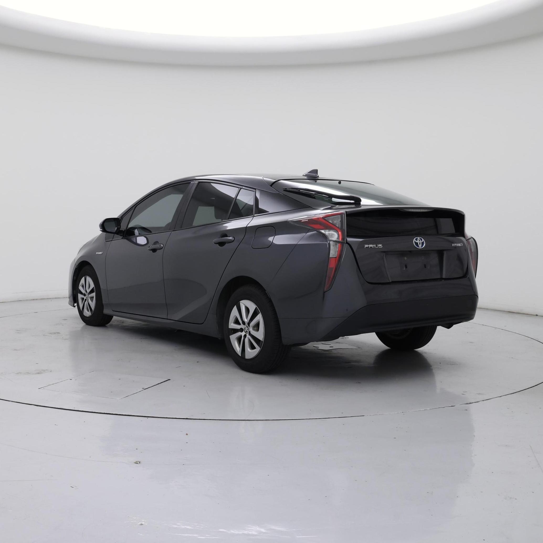 Thumbnail: 2017 Toyota Prius - 2