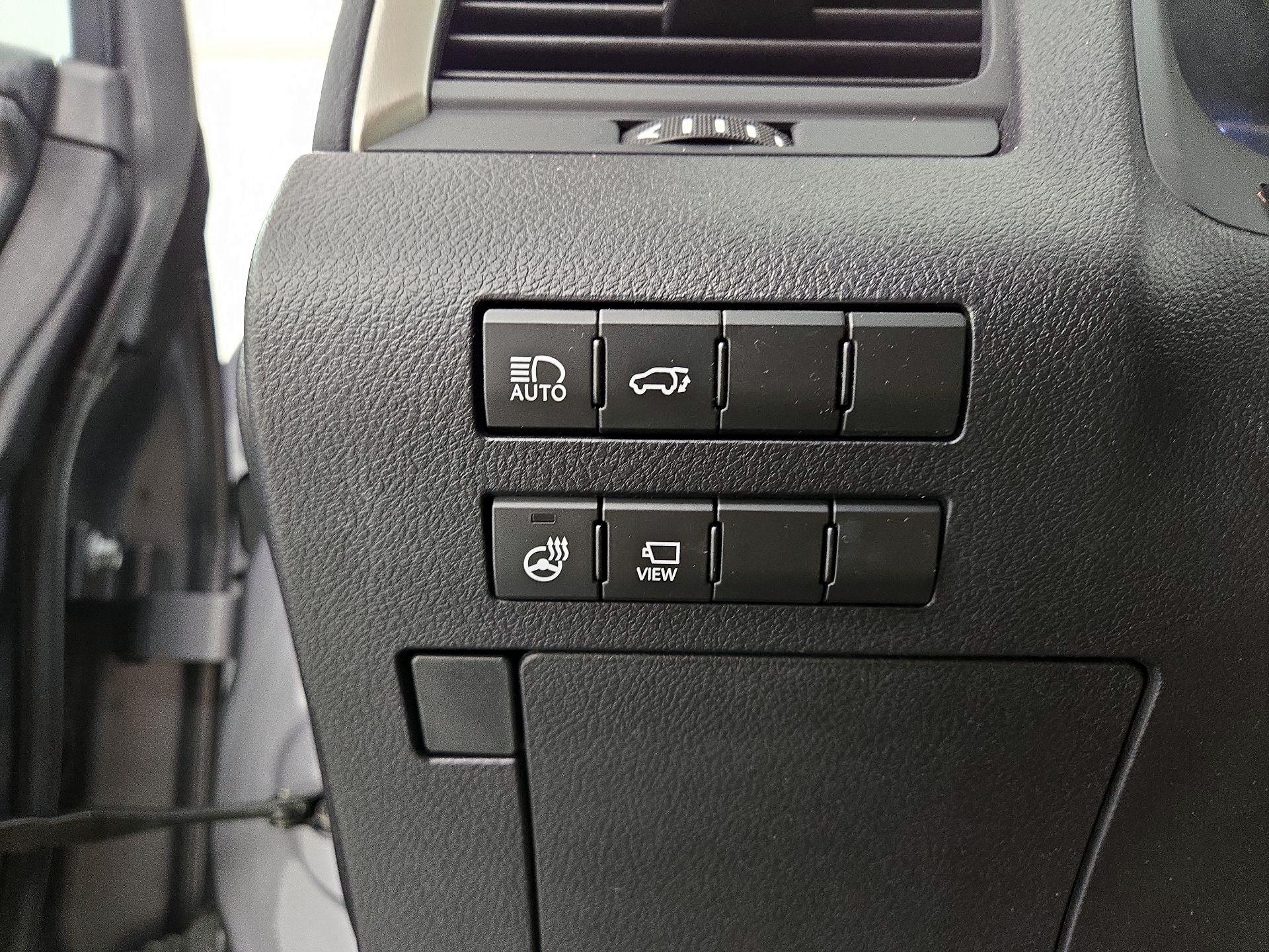 Thumbnail: 2021 Lexus RX - 13