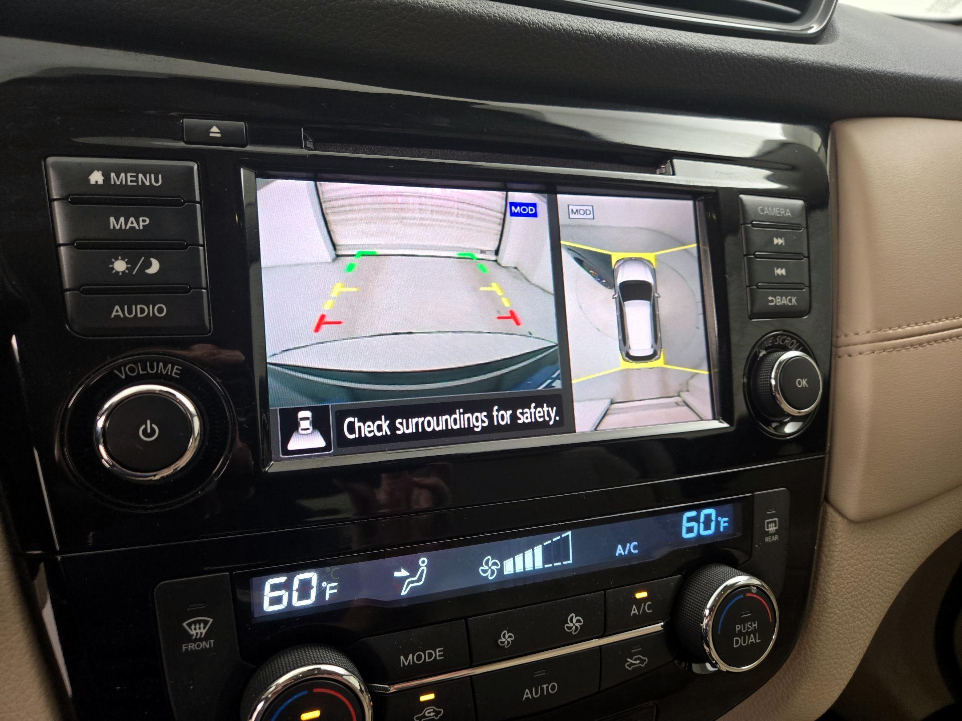 Thumbnail: 2019 Nissan Rogue - 15