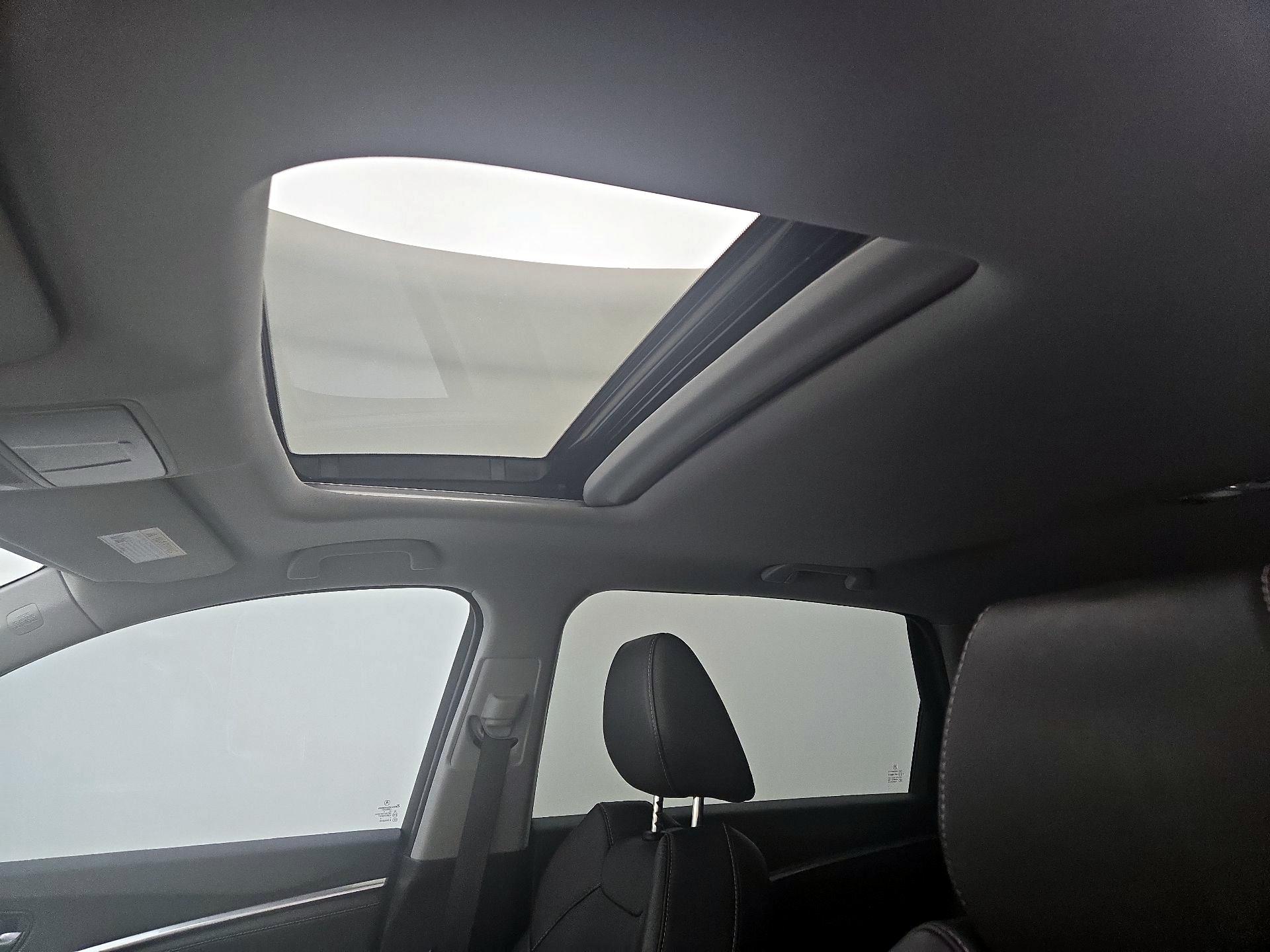 Thumbnail: 2020 Acura MDX - 18