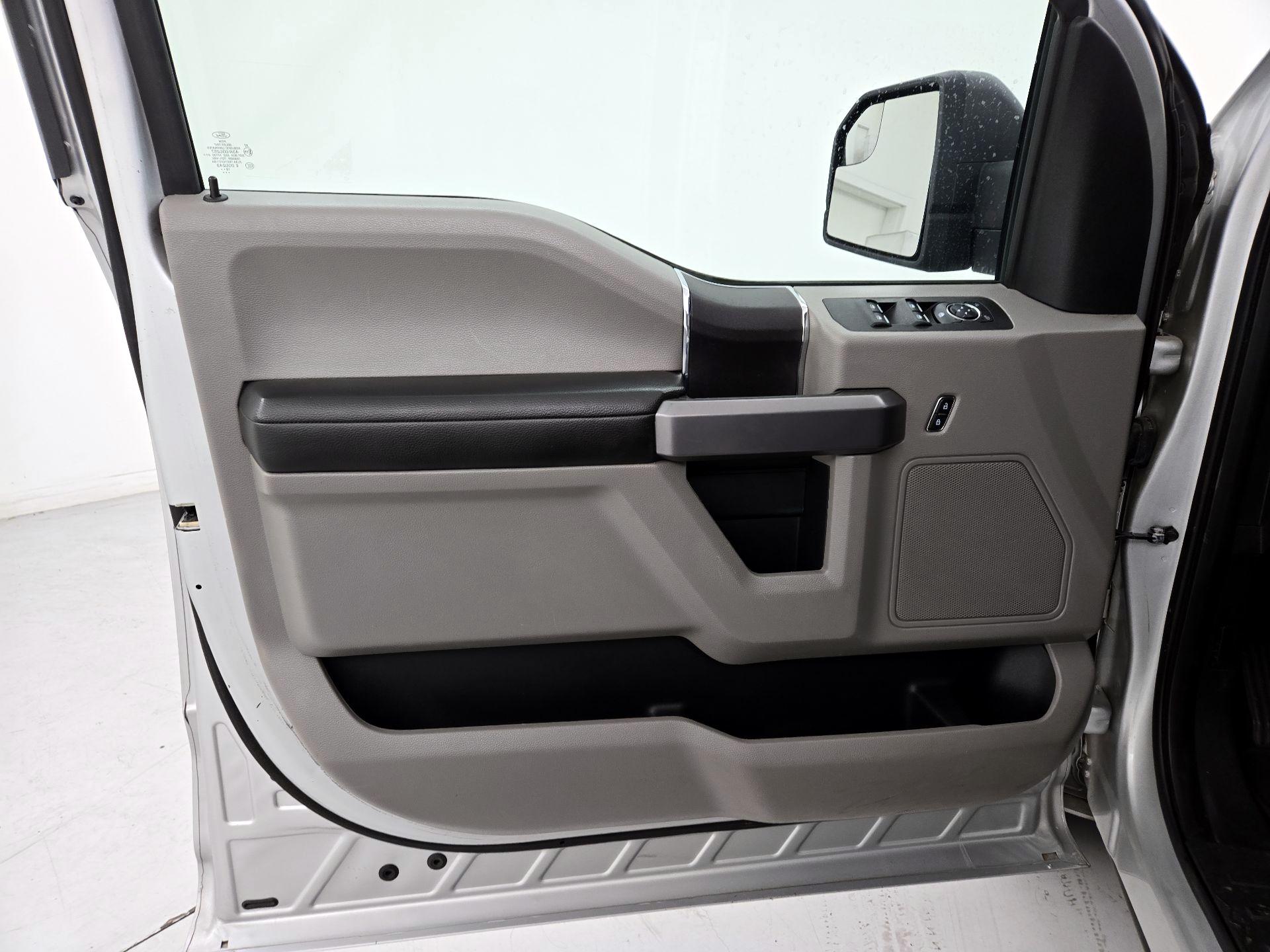 Thumbnail: 2019 Ford F-150 - 12