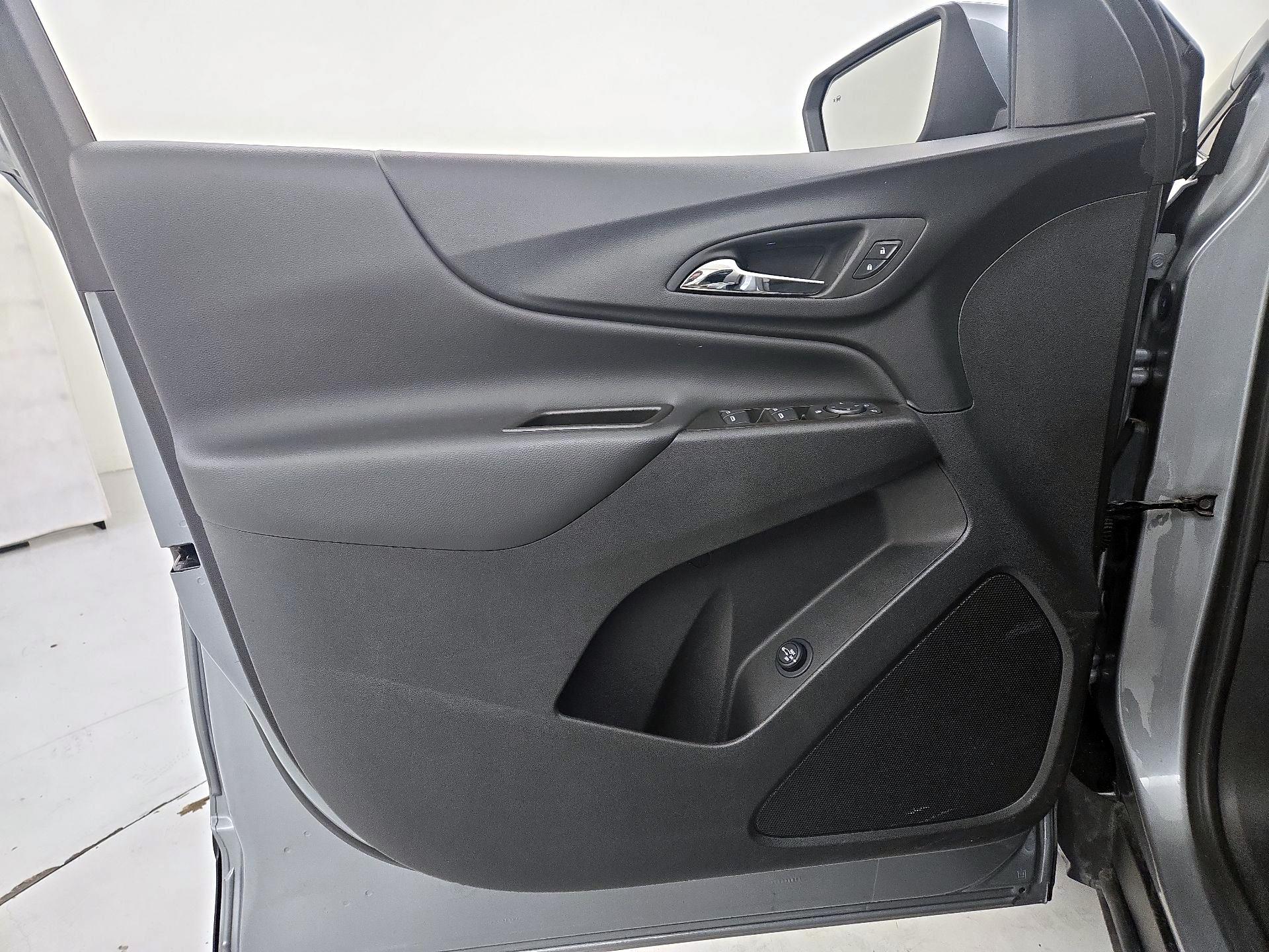 Thumbnail: 2024 Chevrolet Equinox - 12