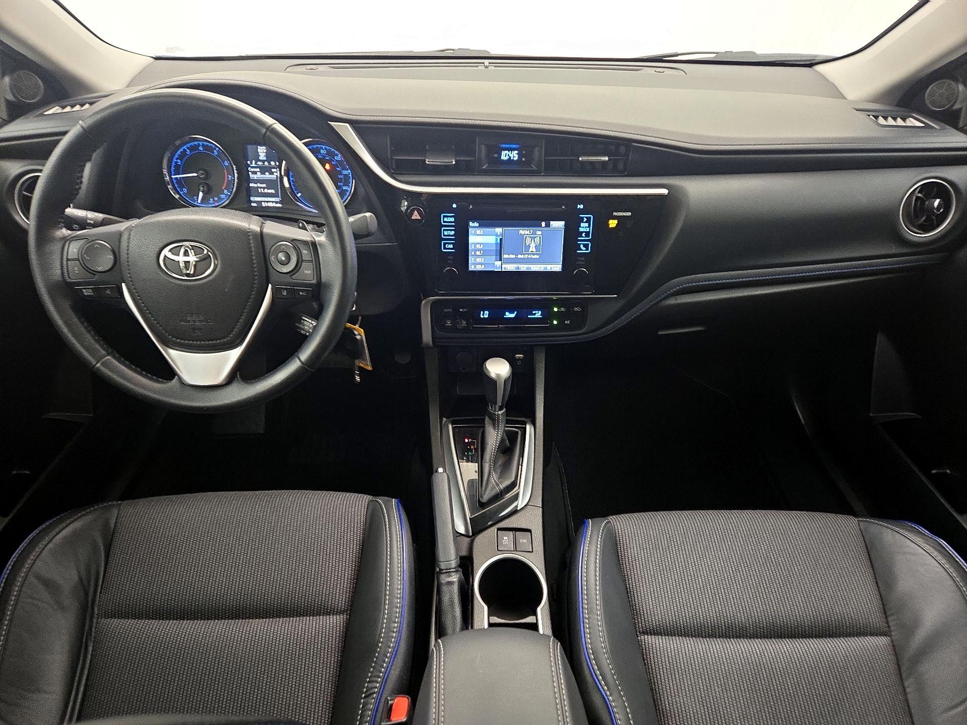 Thumbnail: 2017 Toyota Corolla - 9