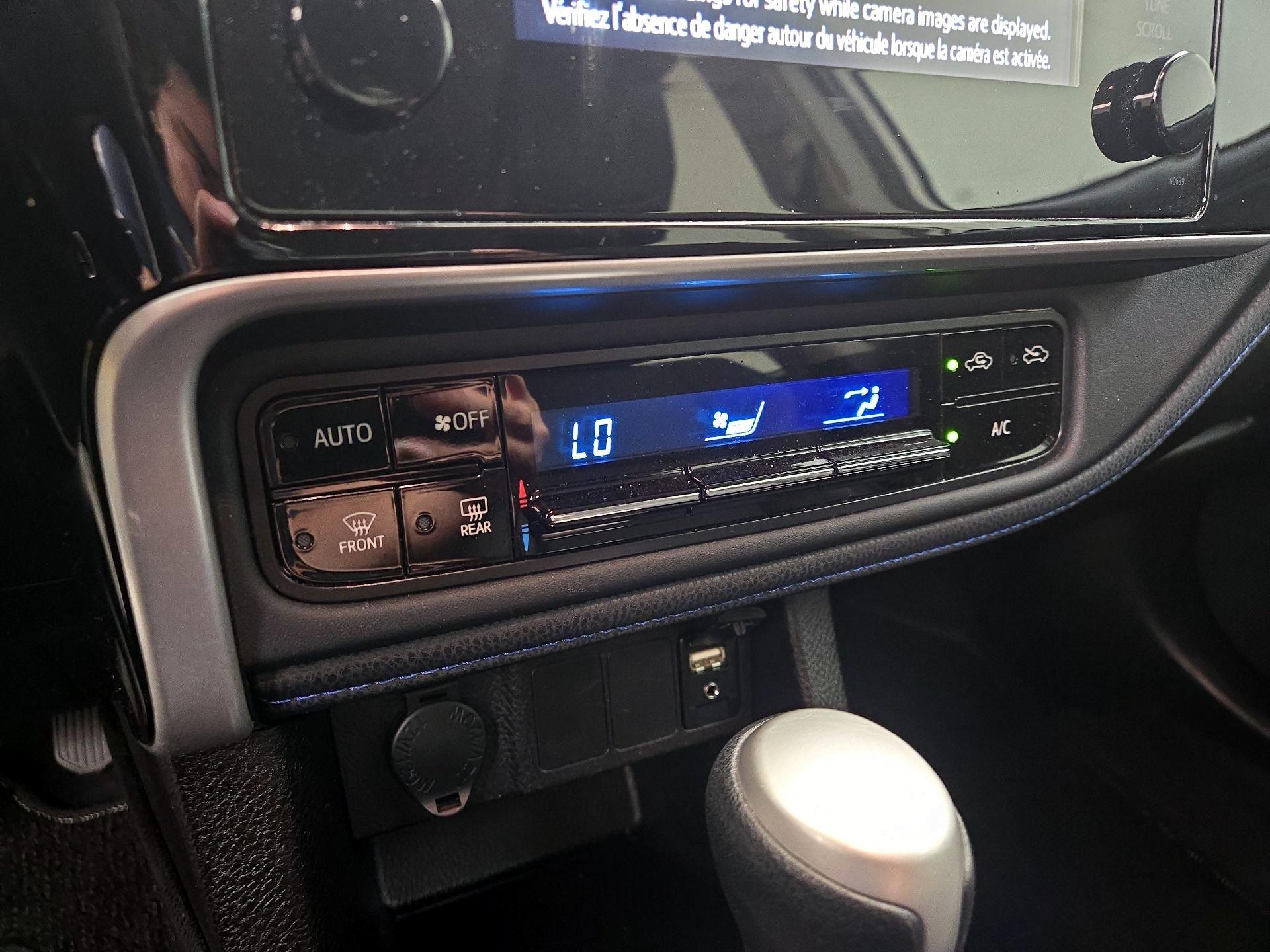 Thumbnail: 2017 Toyota Corolla - 16