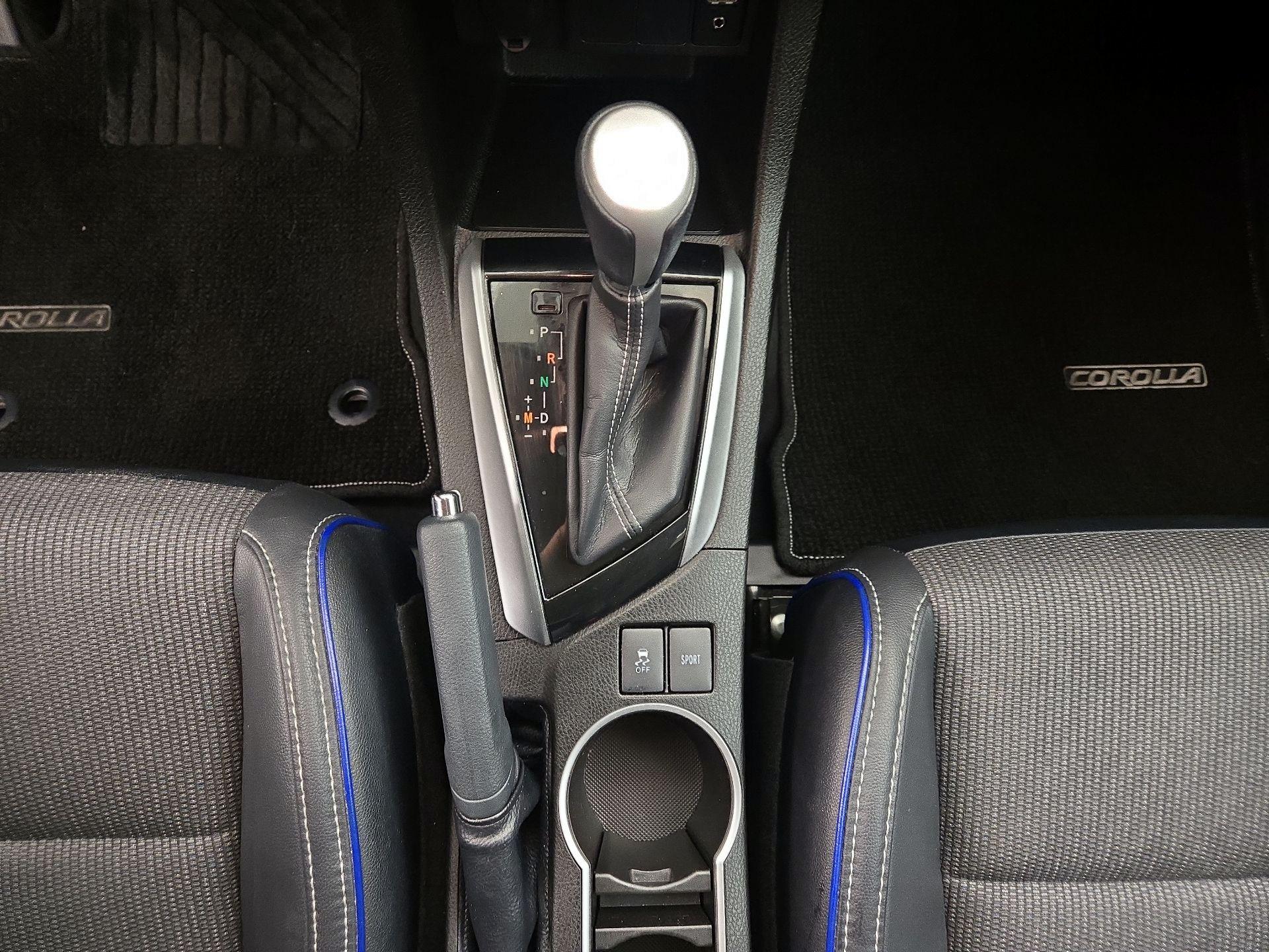 Thumbnail: 2017 Toyota Corolla - 17