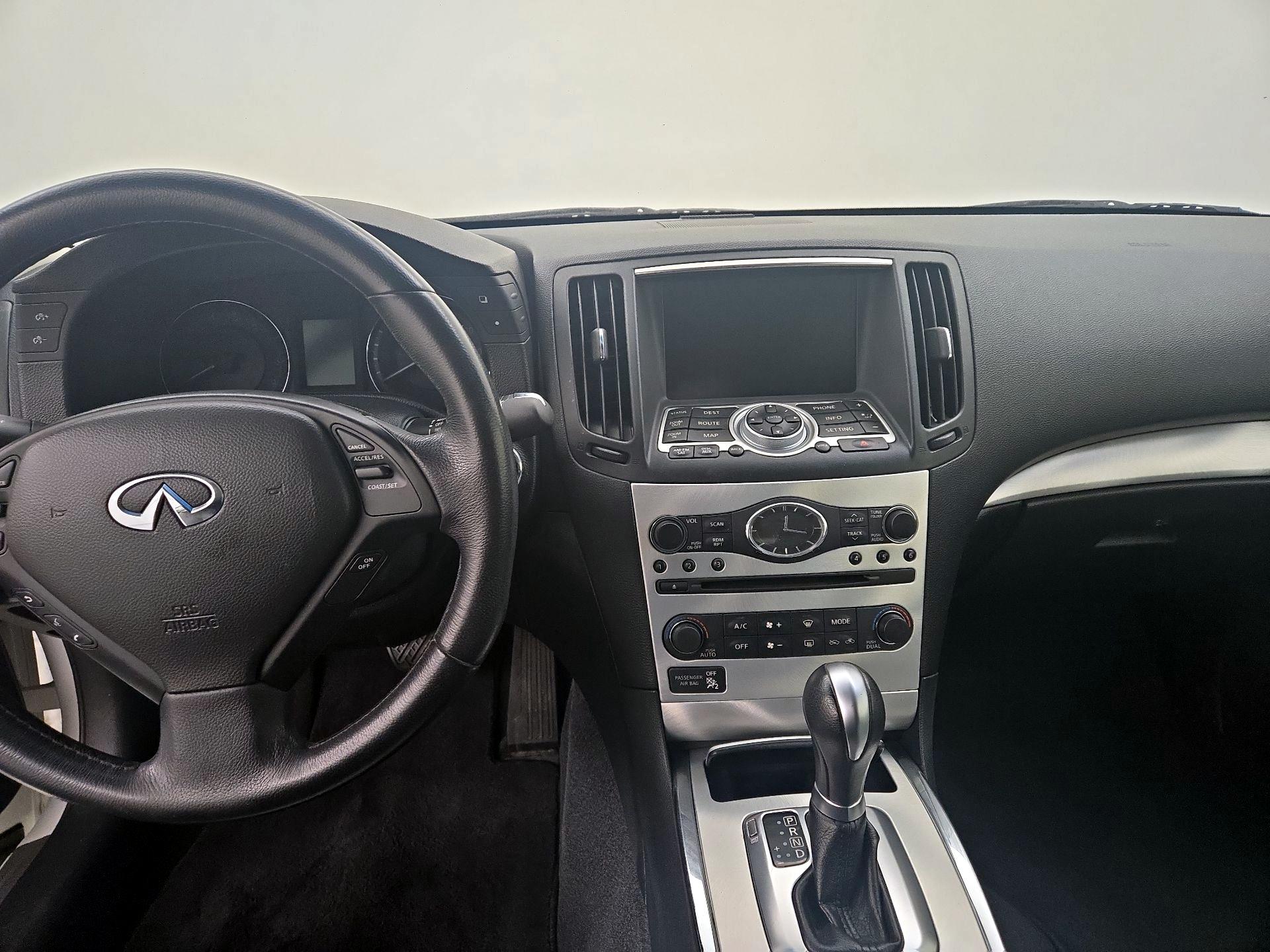 Thumbnail: 2015 INFINITI Q60 - 9