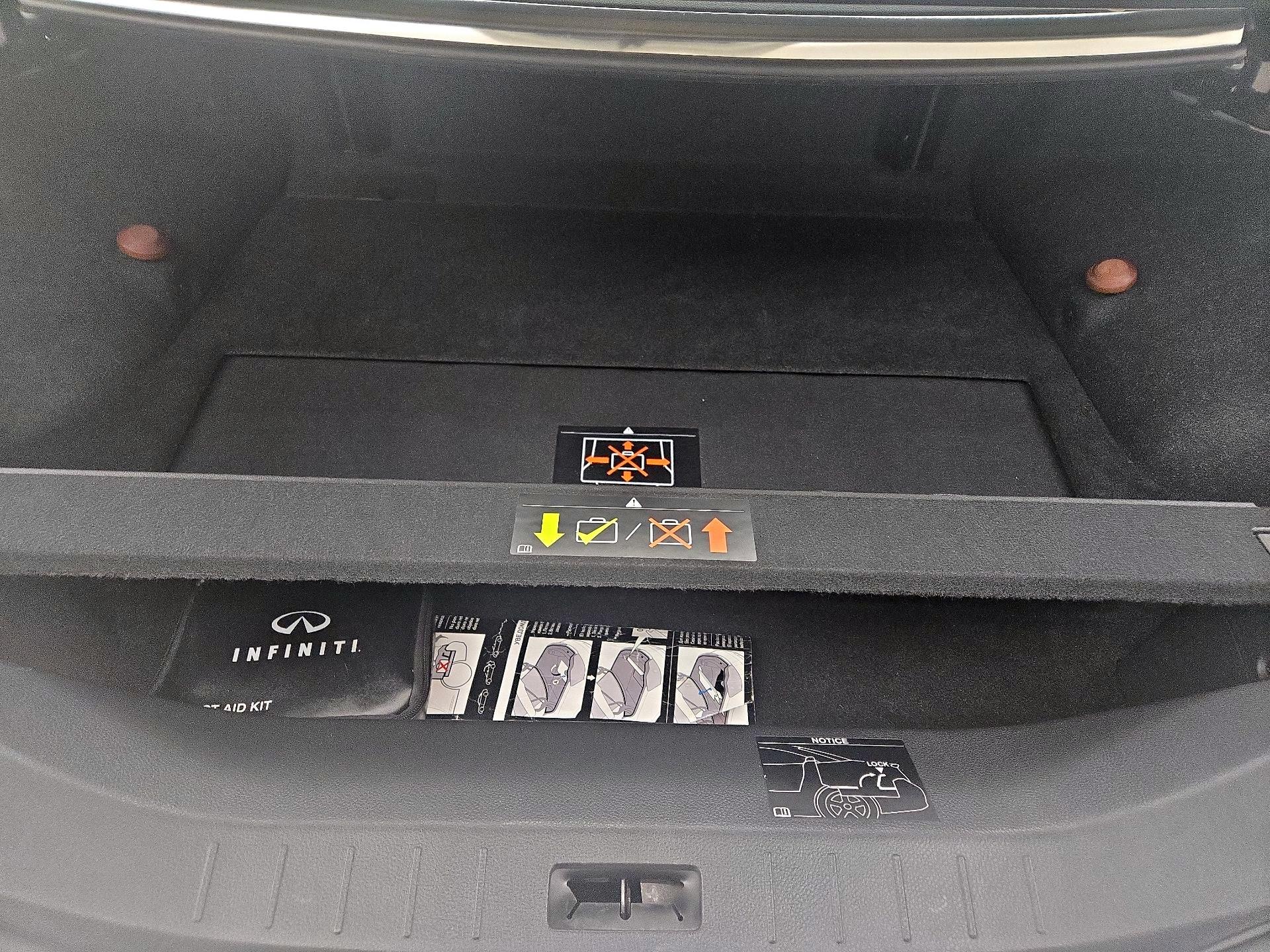 Thumbnail: 2015 INFINITI Q60 - 19