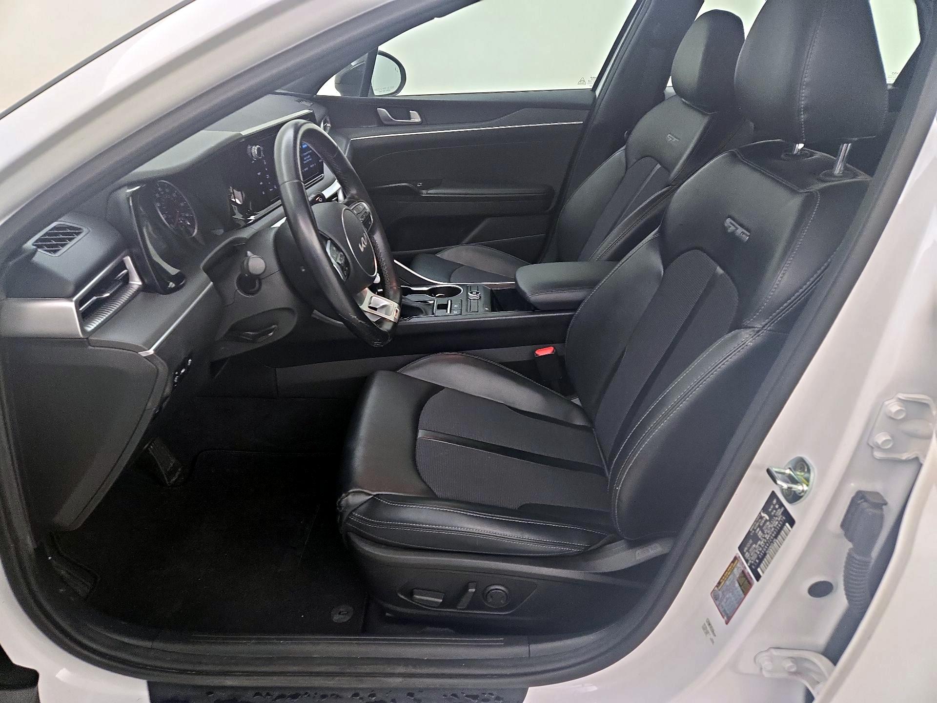 Thumbnail: 2022 Kia K5 - 11
