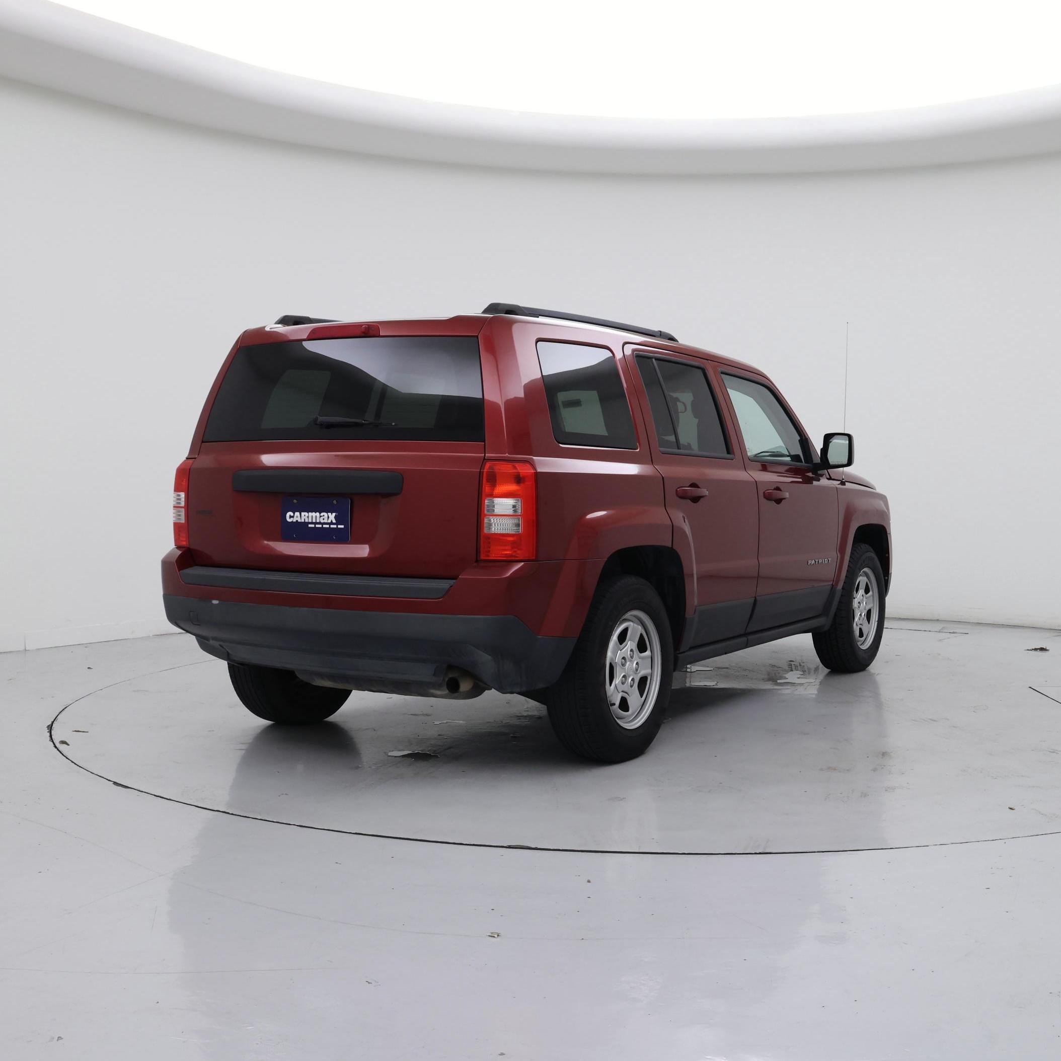 Thumbnail: 2015 Jeep Patriot - 8