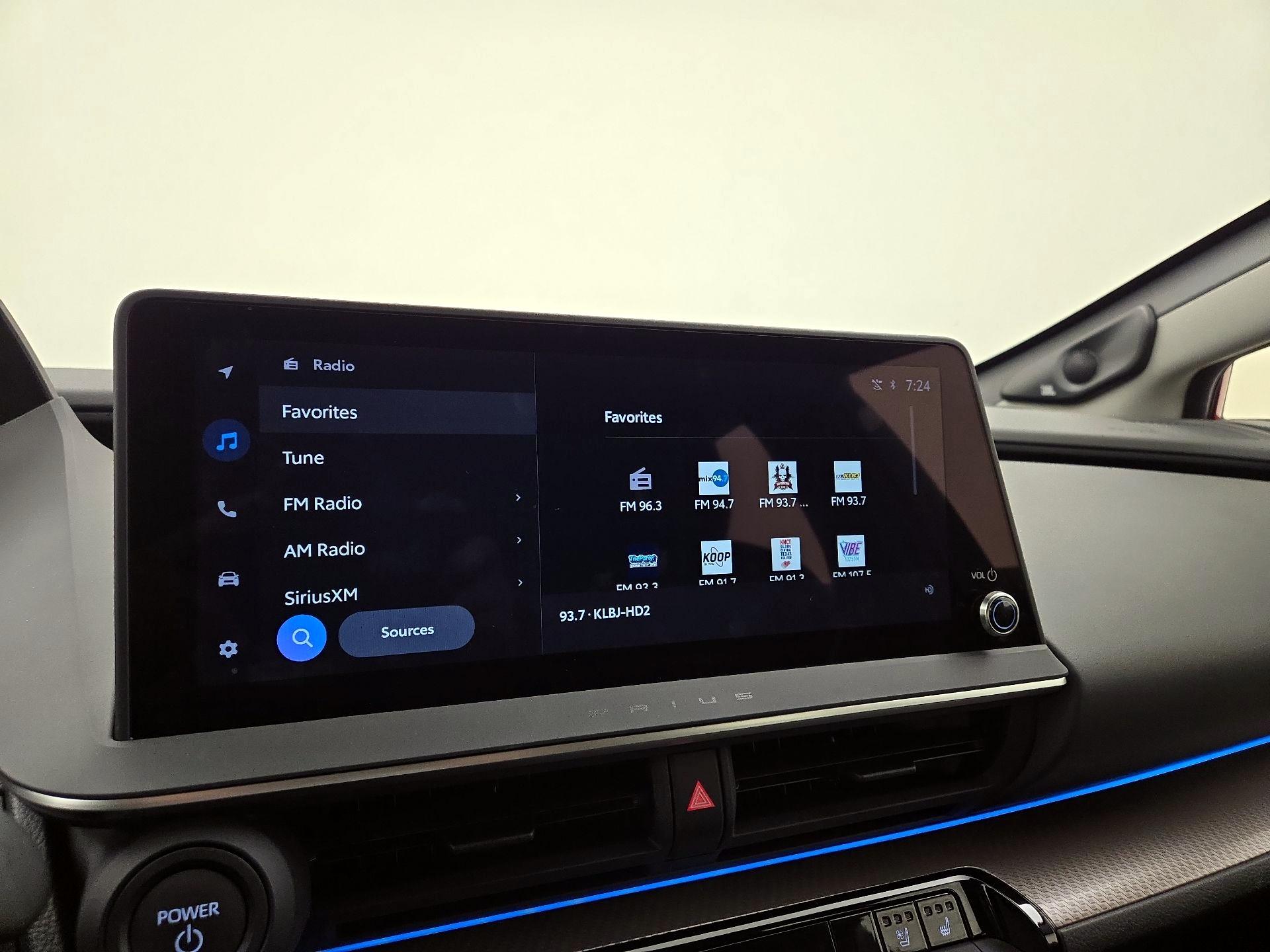 Thumbnail: 2024 Toyota Prius - 15