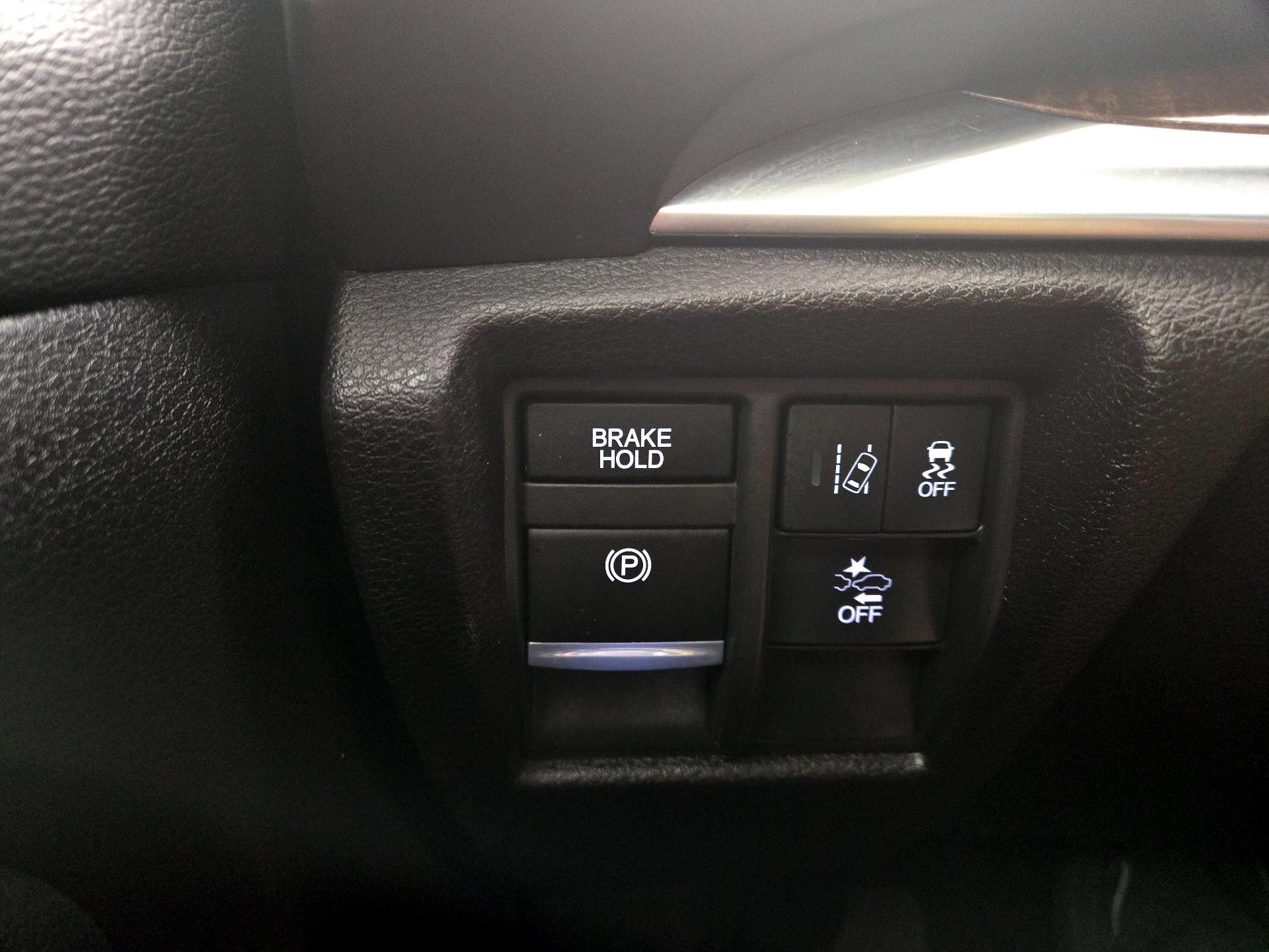 Thumbnail: 2019 Acura MDX - 13