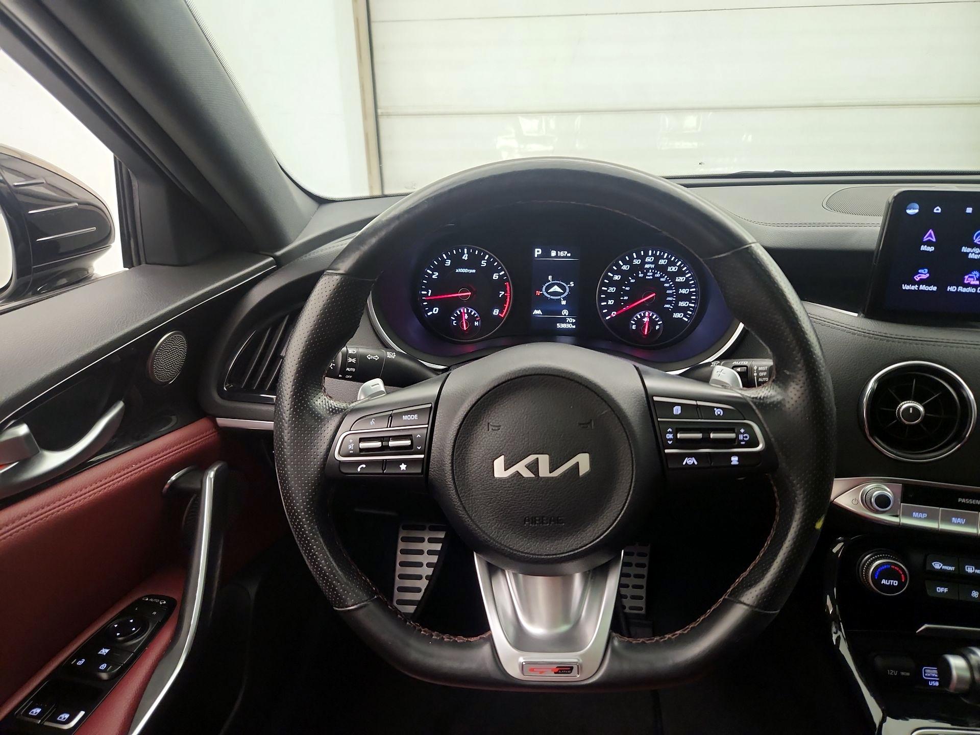 Thumbnail: 2022 Kia Stinger - 10