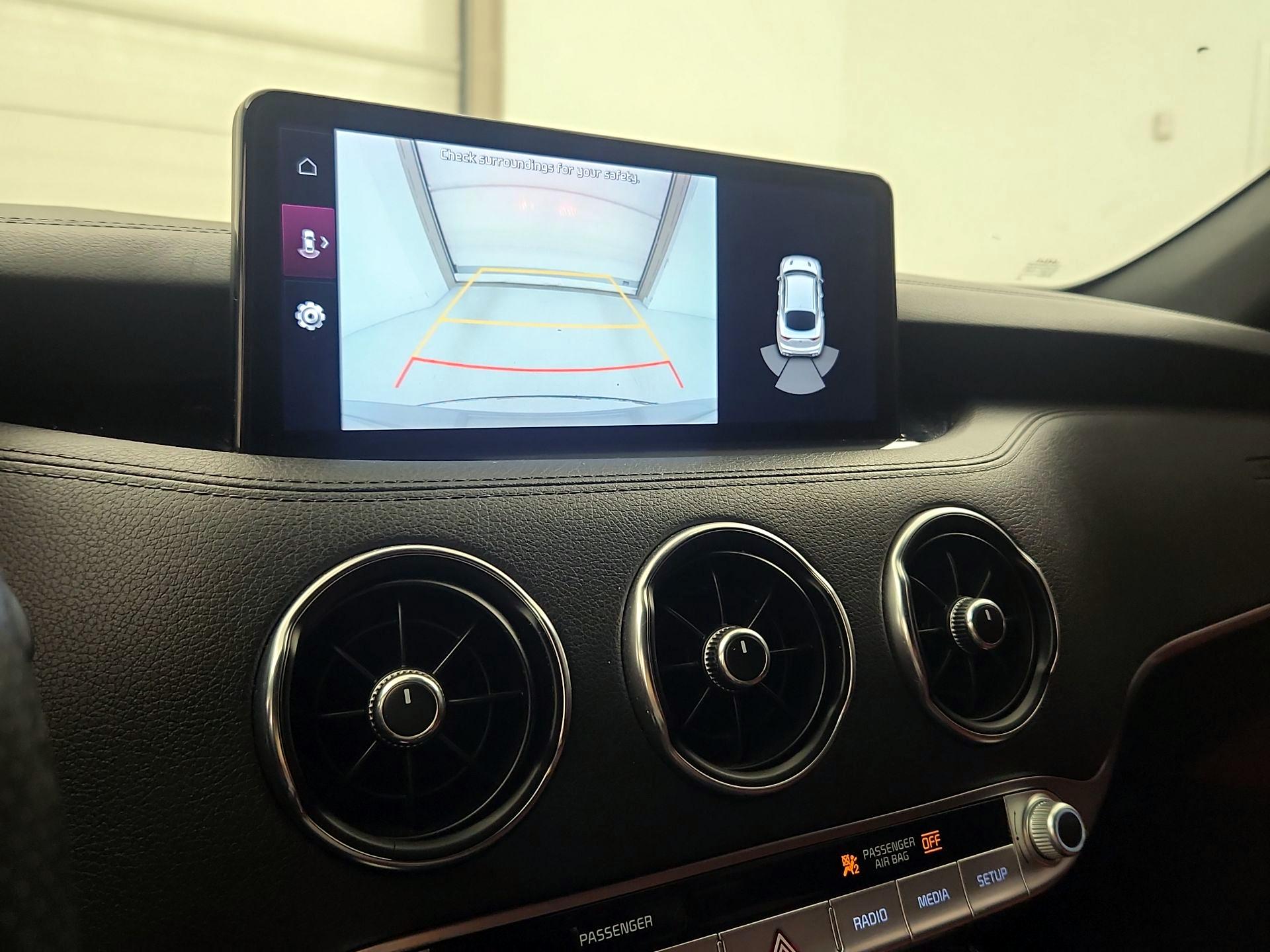 Thumbnail: 2022 Kia Stinger - 15