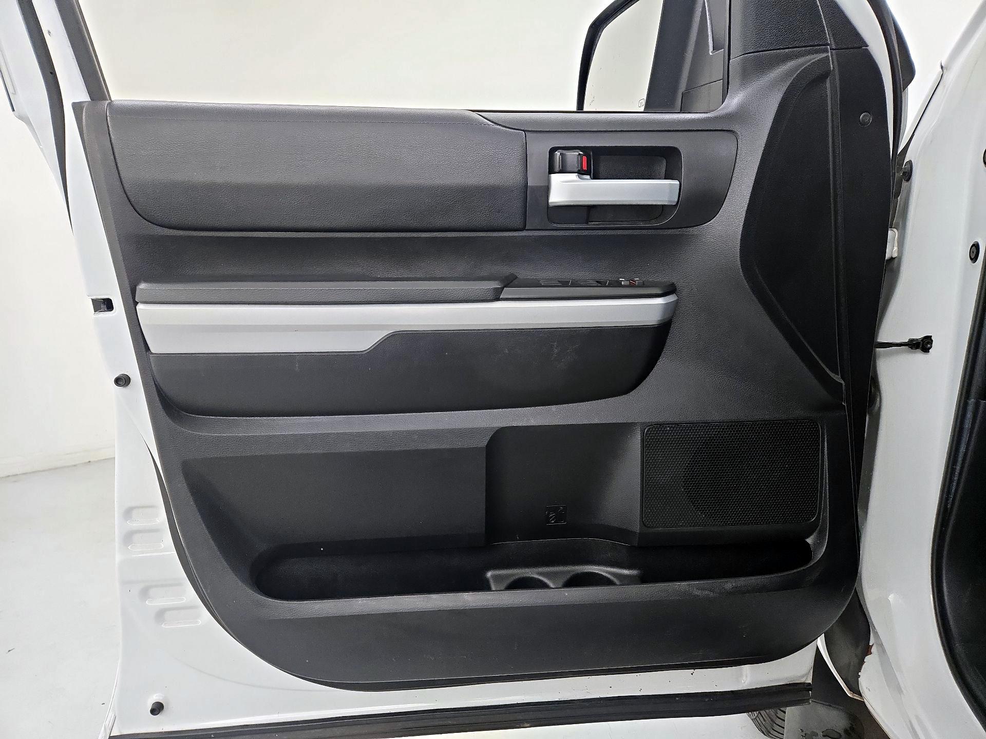 Thumbnail: 2021 Toyota Tundra - 12