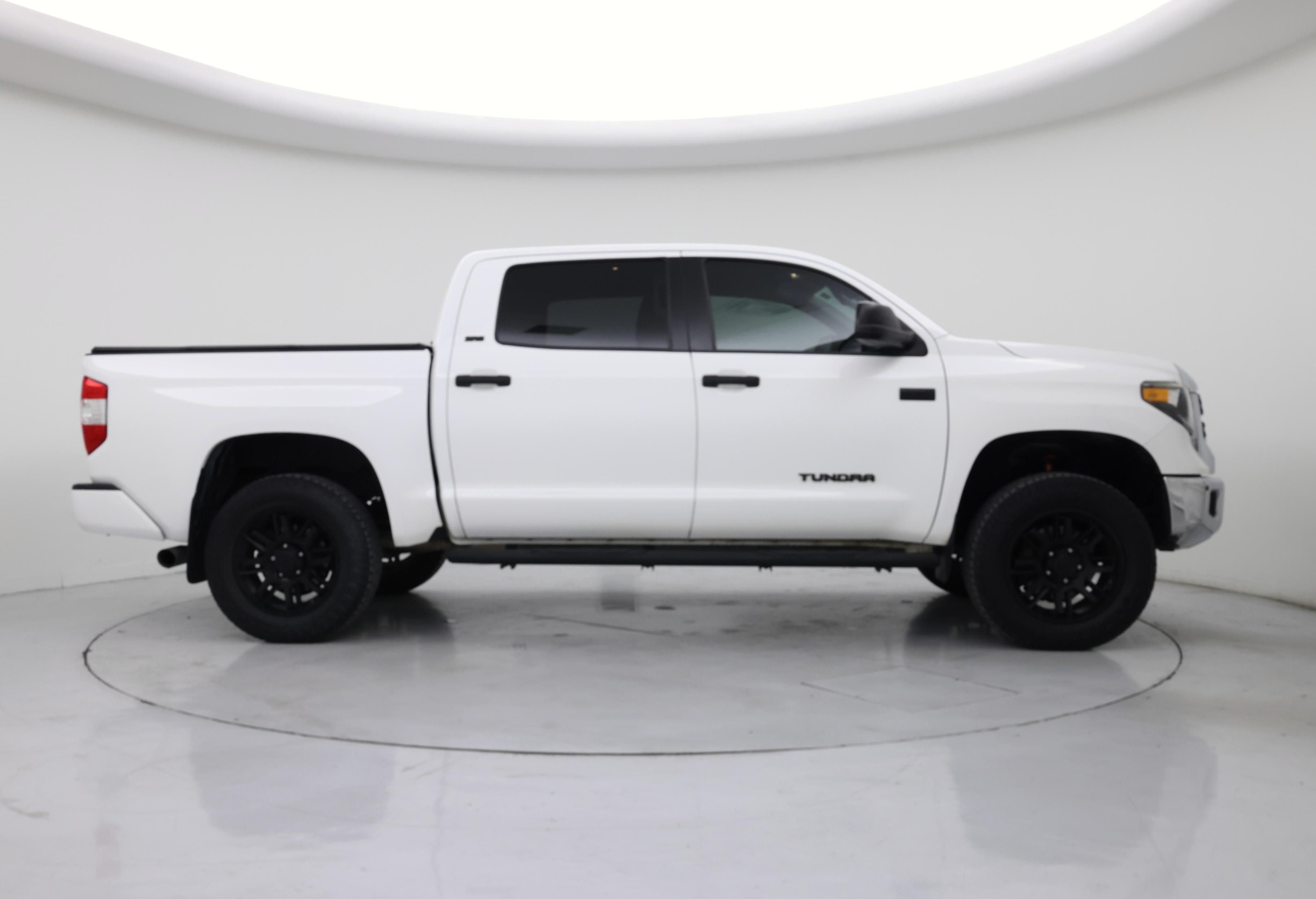 Thumbnail: 2021 Toyota Tundra - 7