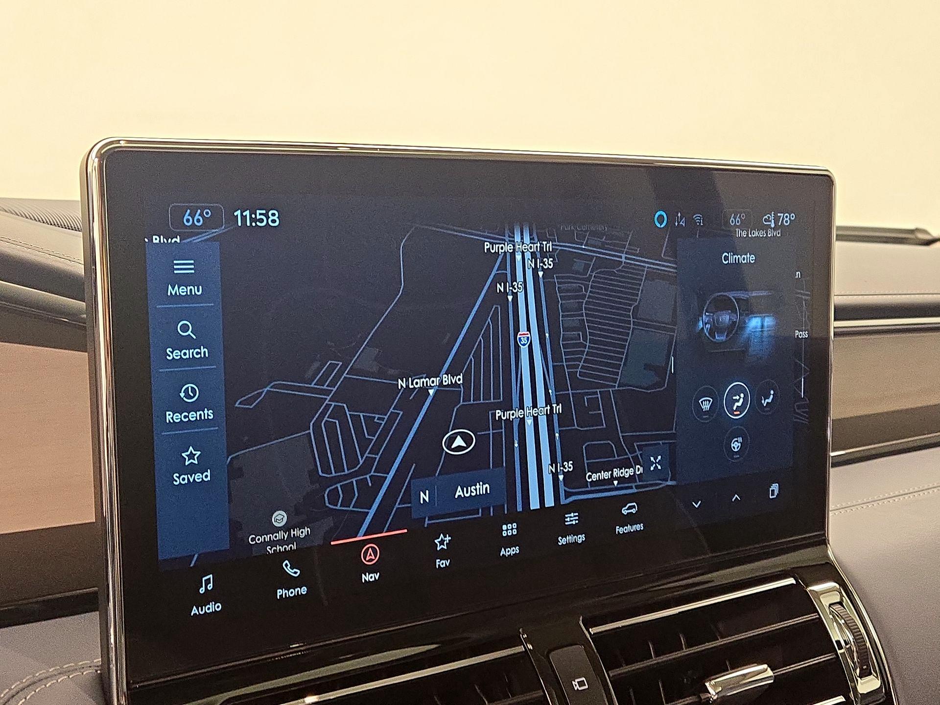 Thumbnail: 2022 Lincoln Navigator L - 14