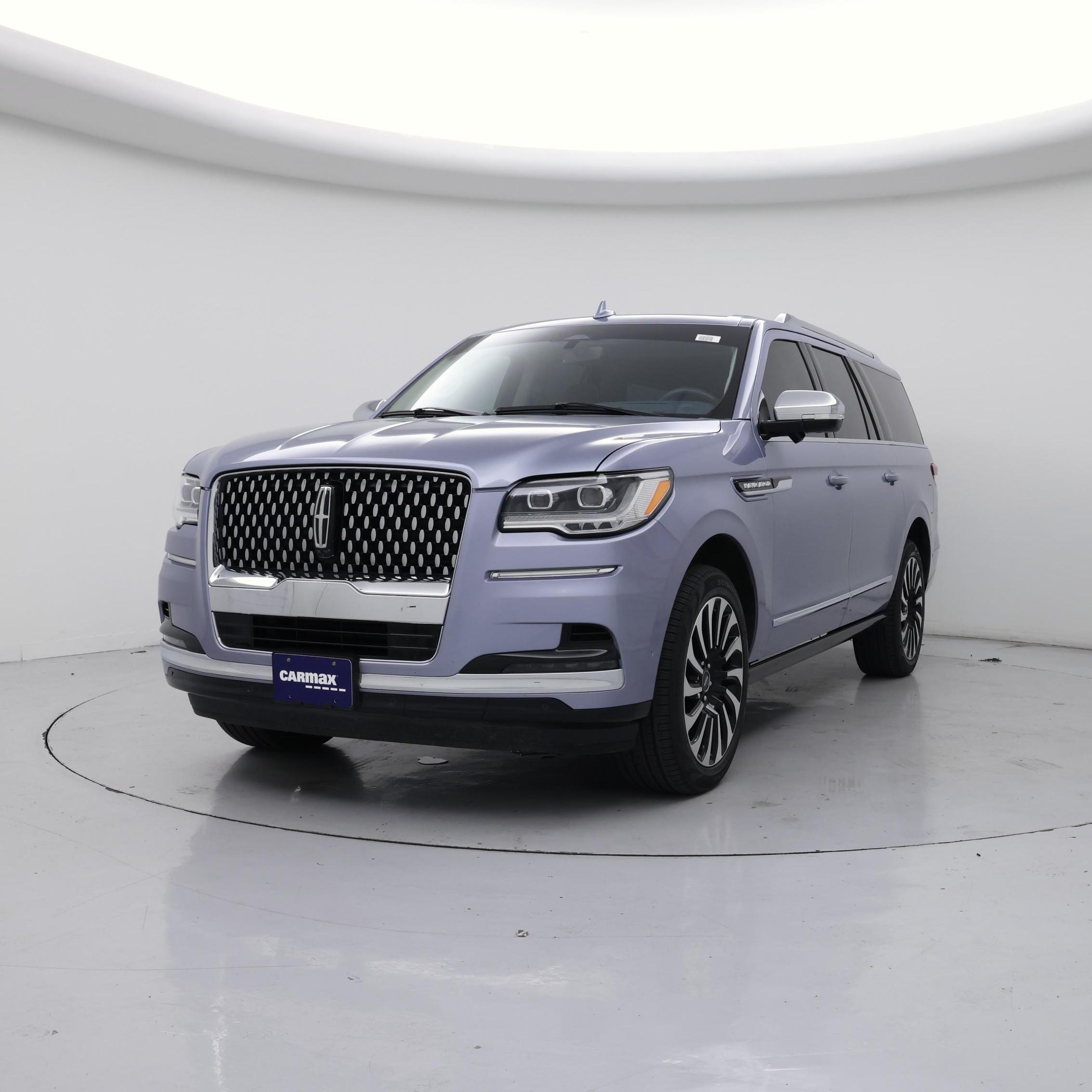 Thumbnail: 2022 Lincoln Navigator L - 4